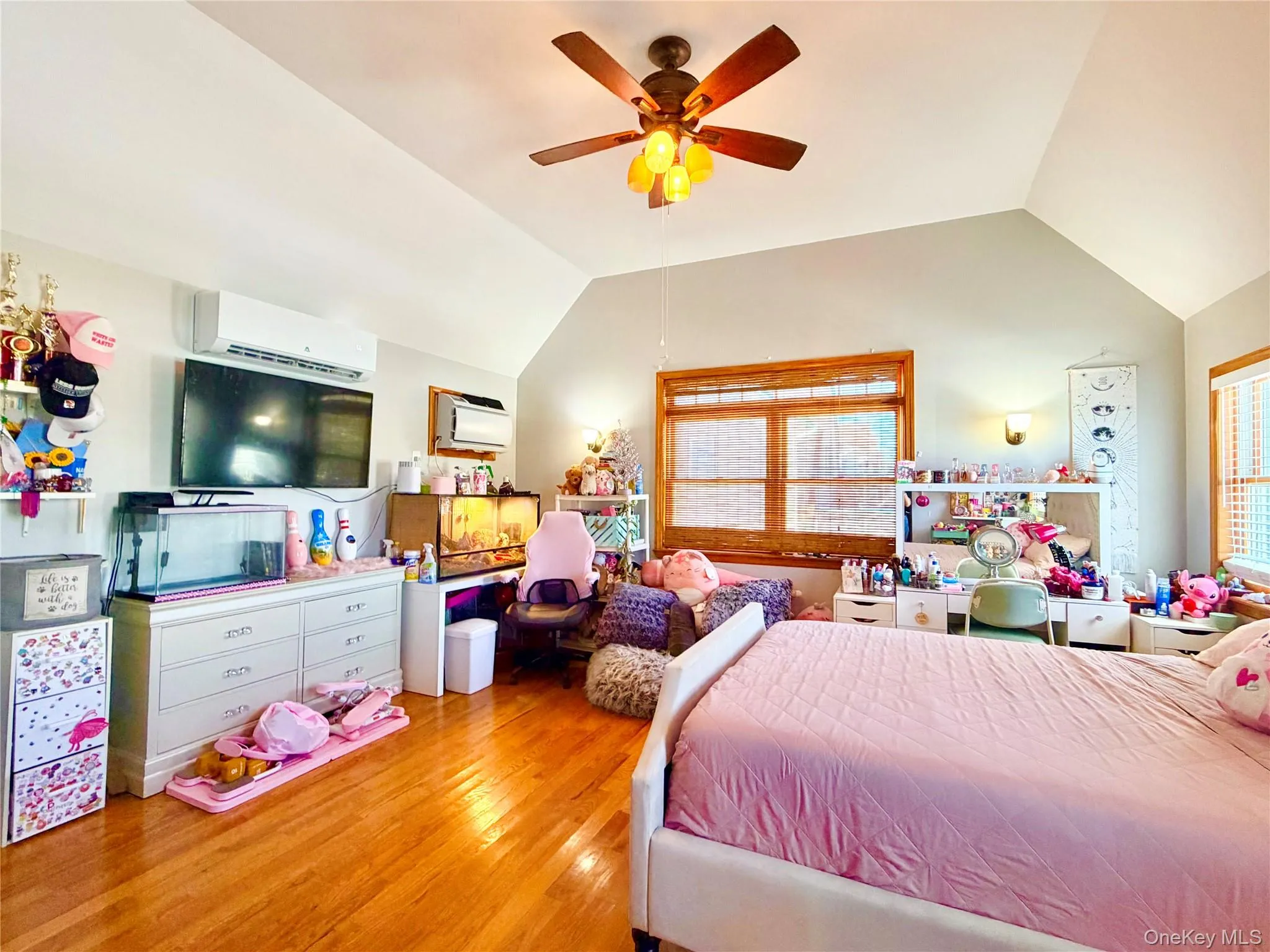 24-28 169th Street, New York, NY, 5 Bedrooms Bedrooms, 10 Rooms Rooms,2 BathroomsBathrooms,Residential,For Rent,169th,0,1039357 24-28 169th Street, New York, NY, 5 Bedrooms Bedrooms, 10 Rooms Rooms,2 BathroomsBathrooms,Residential,For Rent,169th,0,1039357