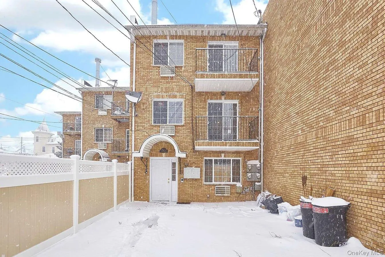 9321 197th Street, New York, NY, 3 Bedrooms Bedrooms, 6 Rooms Rooms,2 BathroomsBathrooms,Residential Lease,For Rent,197th,0,1039359 9321 197th Street, New York, NY, 3 Bedrooms Bedrooms, 6 Rooms Rooms,2 BathroomsBathrooms,Residential Lease,For Rent,197th,0,1039359