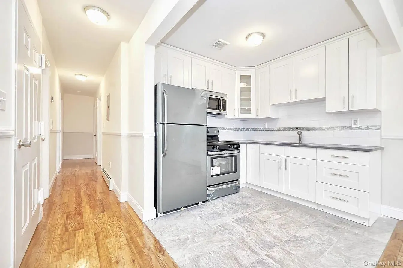 9321 197th Street, New York, NY, 3 Bedrooms Bedrooms, 6 Rooms Rooms,2 BathroomsBathrooms,Residential Lease,For Rent,197th,0,1039359 9321 197th Street, New York, NY, 3 Bedrooms Bedrooms, 6 Rooms Rooms,2 BathroomsBathrooms,Residential Lease,For Rent,197th,0,1039359