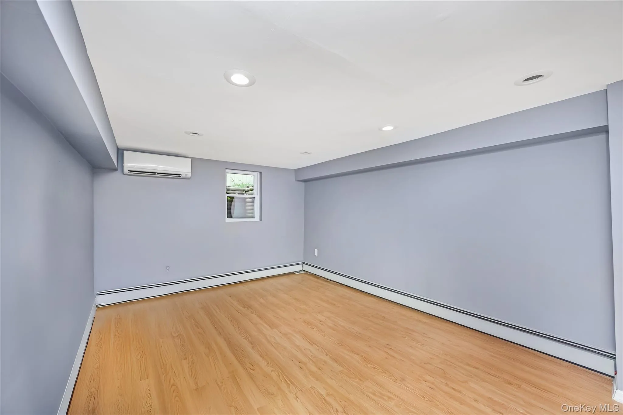 11 Delano Place, West Babylon, NY, 3 Bedrooms Bedrooms, 5 Rooms Rooms,1 BathroomBathrooms,Residential,For Rent,Delano,0,1039362 11 Delano Place, West Babylon, NY, 3 Bedrooms Bedrooms, 5 Rooms Rooms,1 BathroomBathrooms,Residential,For Rent,Delano,0,1039362