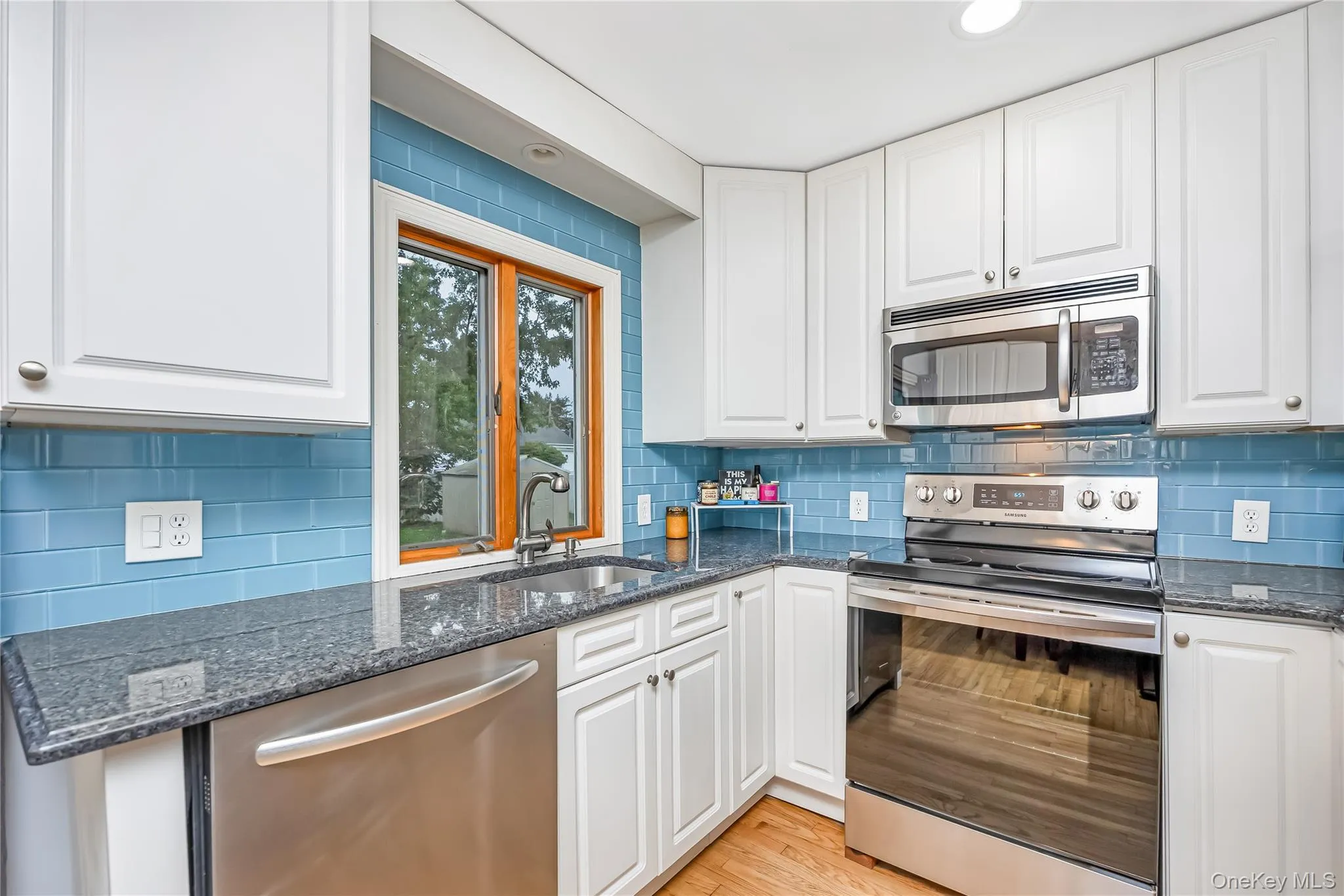 11 Delano Place, West Babylon, NY, 3 Bedrooms Bedrooms, 5 Rooms Rooms,1 BathroomBathrooms,Residential,For Rent,Delano,0,1039362 11 Delano Place, West Babylon, NY, 3 Bedrooms Bedrooms, 5 Rooms Rooms,1 BathroomBathrooms,Residential,For Rent,Delano,0,1039362