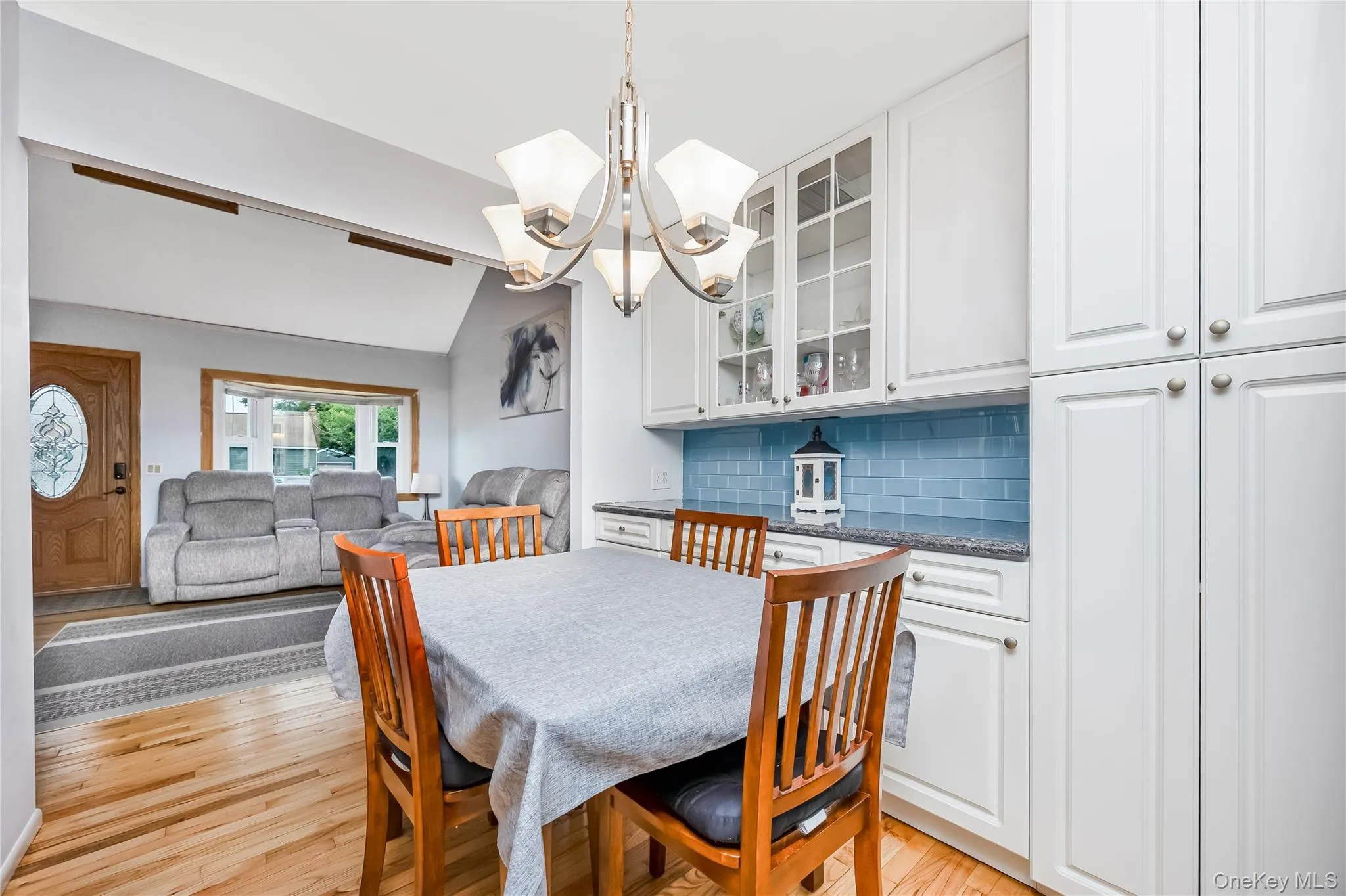 11 Delano Place, West Babylon, NY, 3 Bedrooms Bedrooms, 5 Rooms Rooms,1 BathroomBathrooms,Residential,For Rent,Delano,0,1039362 11 Delano Place, West Babylon, NY, 3 Bedrooms Bedrooms, 5 Rooms Rooms,1 BathroomBathrooms,Residential,For Rent,Delano,0,1039362