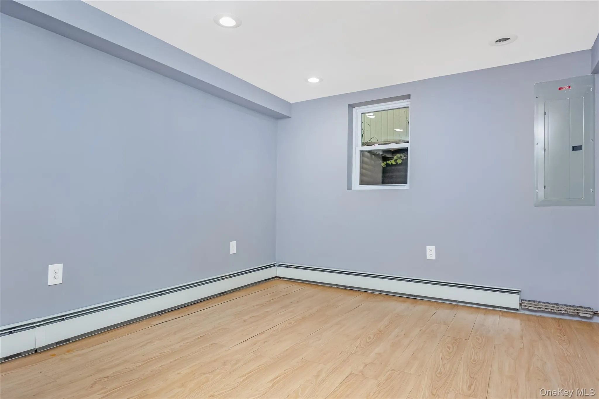 11 Delano Place, West Babylon, NY, 3 Bedrooms Bedrooms, 5 Rooms Rooms,1 BathroomBathrooms,Residential,For Rent,Delano,0,1039362 11 Delano Place, West Babylon, NY, 3 Bedrooms Bedrooms, 5 Rooms Rooms,1 BathroomBathrooms,Residential,For Rent,Delano,0,1039362