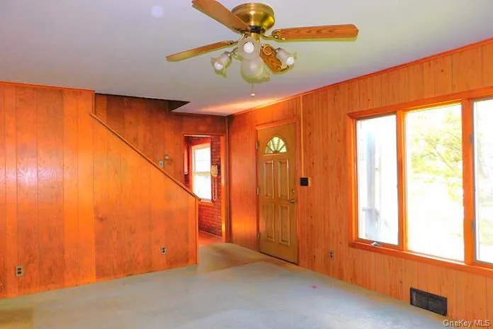 20 Farm Lane, Hyde Park, NY, 3 Bedrooms Bedrooms, 7 Rooms Rooms,1 BathroomBathrooms,Residential,For Rent,Farm,0,1039366 20 Farm Lane, Hyde Park, NY, 3 Bedrooms Bedrooms, 7 Rooms Rooms,1 BathroomBathrooms,Residential,For Rent,Farm,0,1039366