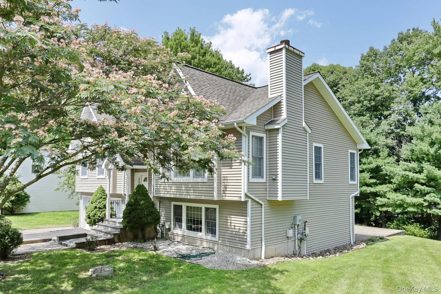 4 Woolf Road, Haverstraw, NY, 4 Bedrooms Bedrooms, 12 Rooms Rooms,3 BathroomsBathrooms,Residential,For Rent,Woolf,0,1039367 4 Woolf Road, Haverstraw, NY, 4 Bedrooms Bedrooms, 12 Rooms Rooms,3 BathroomsBathrooms,Residential,For Rent,Woolf,0,1039367