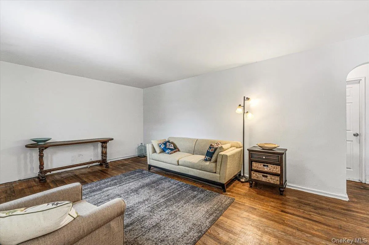 Hardwood-style flooring throughout Hardwood-style flooring throughout