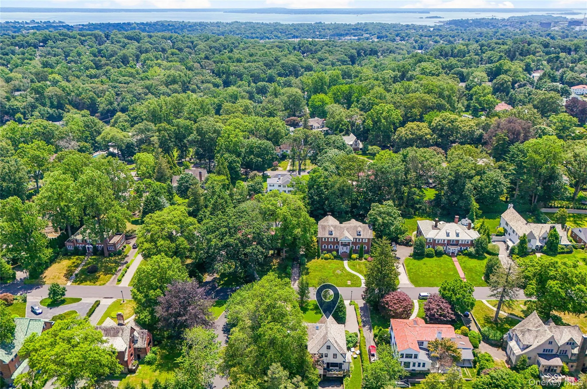 260 Overlook Road, New Rochelle, NY, 5 Bedrooms Bedrooms, 11 Rooms Rooms,6 BathroomsBathrooms,Residential,For Rent,Overlook,0,1039371 260 Overlook Road, New Rochelle, NY, 5 Bedrooms Bedrooms, 11 Rooms Rooms,6 BathroomsBathrooms,Residential,For Rent,Overlook,0,1039371
