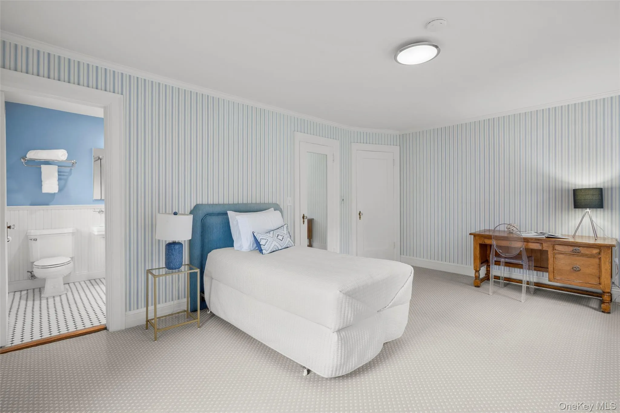 260 Overlook Road, New Rochelle, NY, 5 Bedrooms Bedrooms, 11 Rooms Rooms,6 BathroomsBathrooms,Residential,For Rent,Overlook,0,1039371 260 Overlook Road, New Rochelle, NY, 5 Bedrooms Bedrooms, 11 Rooms Rooms,6 BathroomsBathrooms,Residential,For Rent,Overlook,0,1039371