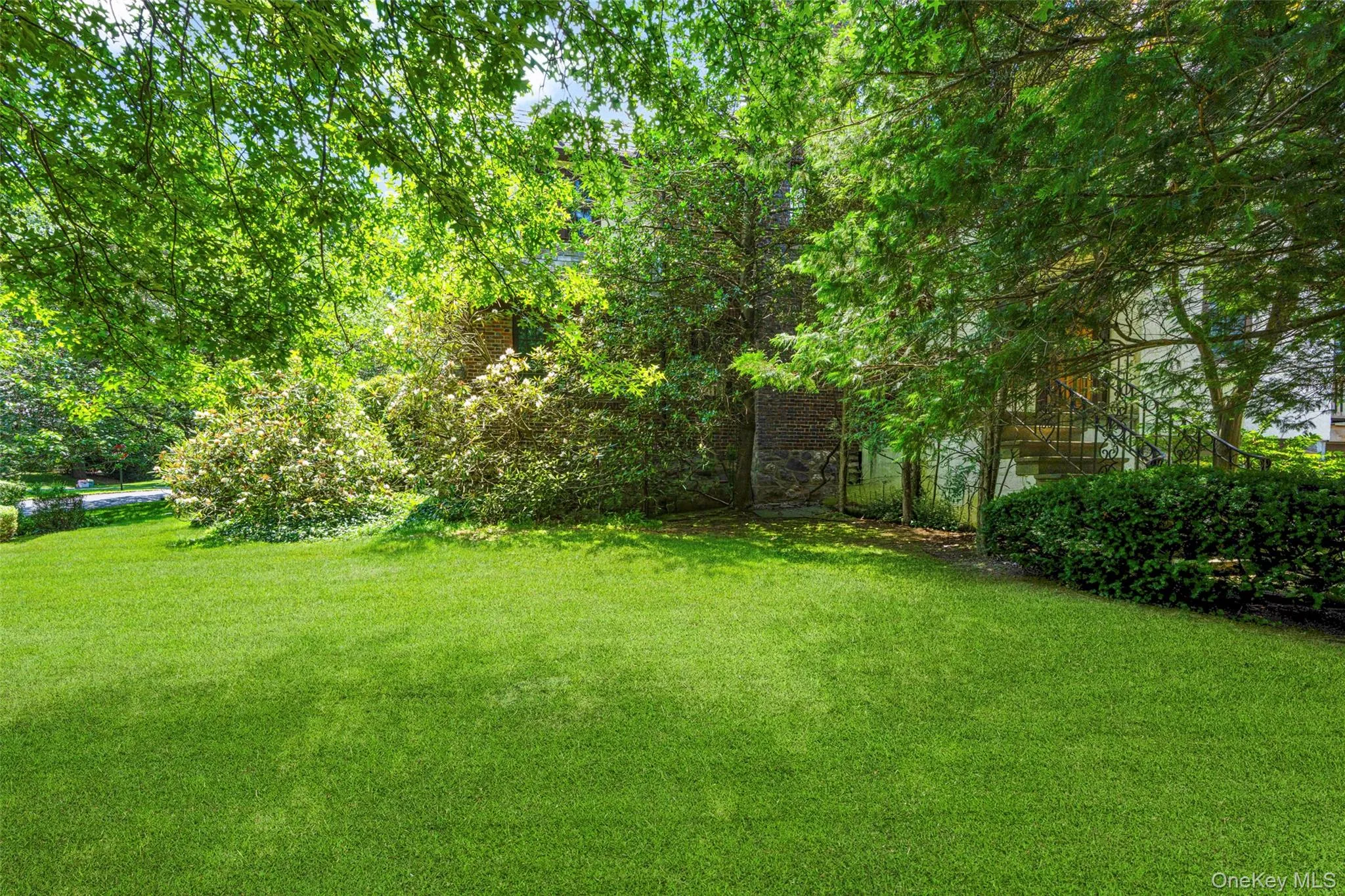 260 Overlook Road, New Rochelle, NY, 5 Bedrooms Bedrooms, 11 Rooms Rooms,6 BathroomsBathrooms,Residential,For Rent,Overlook,0,1039371 260 Overlook Road, New Rochelle, NY, 5 Bedrooms Bedrooms, 11 Rooms Rooms,6 BathroomsBathrooms,Residential,For Rent,Overlook,0,1039371