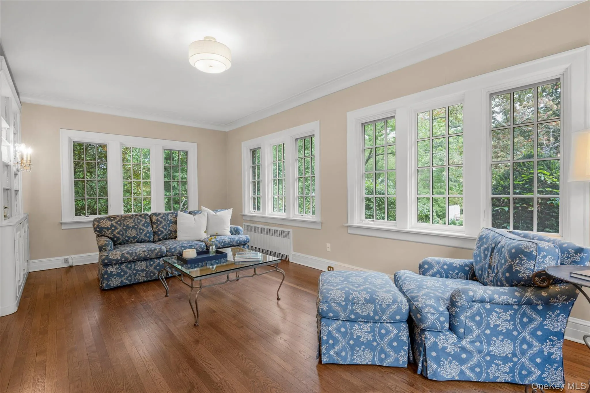 Sunroom/Family Room Sunroom/Family Room
