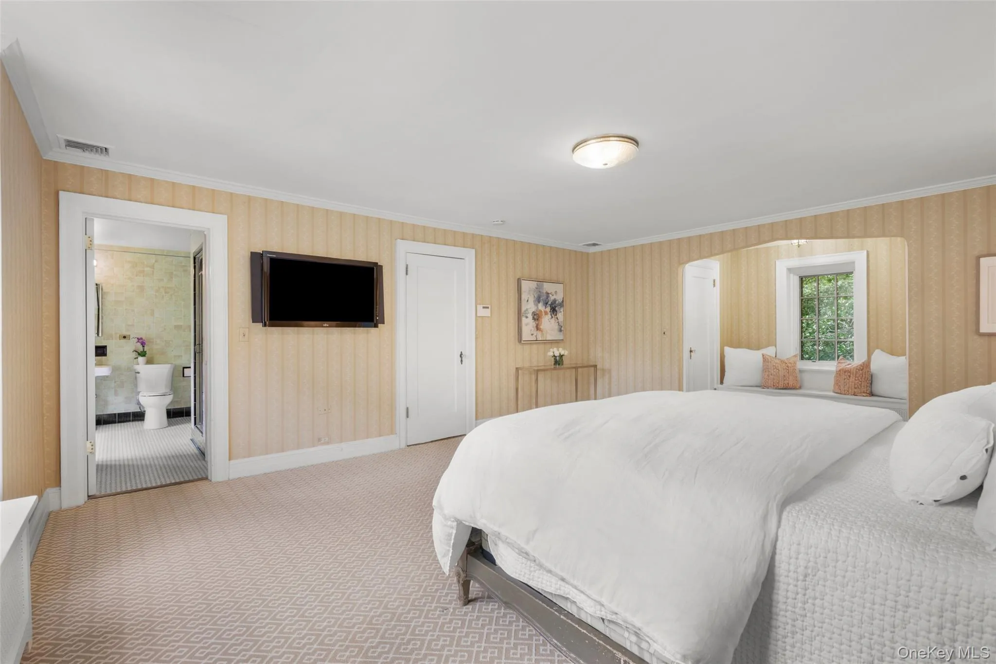 260 Overlook Road, New Rochelle, NY, 5 Bedrooms Bedrooms, 11 Rooms Rooms,6 BathroomsBathrooms,Residential,For Rent,Overlook,0,1039371 260 Overlook Road, New Rochelle, NY, 5 Bedrooms Bedrooms, 11 Rooms Rooms,6 BathroomsBathrooms,Residential,For Rent,Overlook,0,1039371
