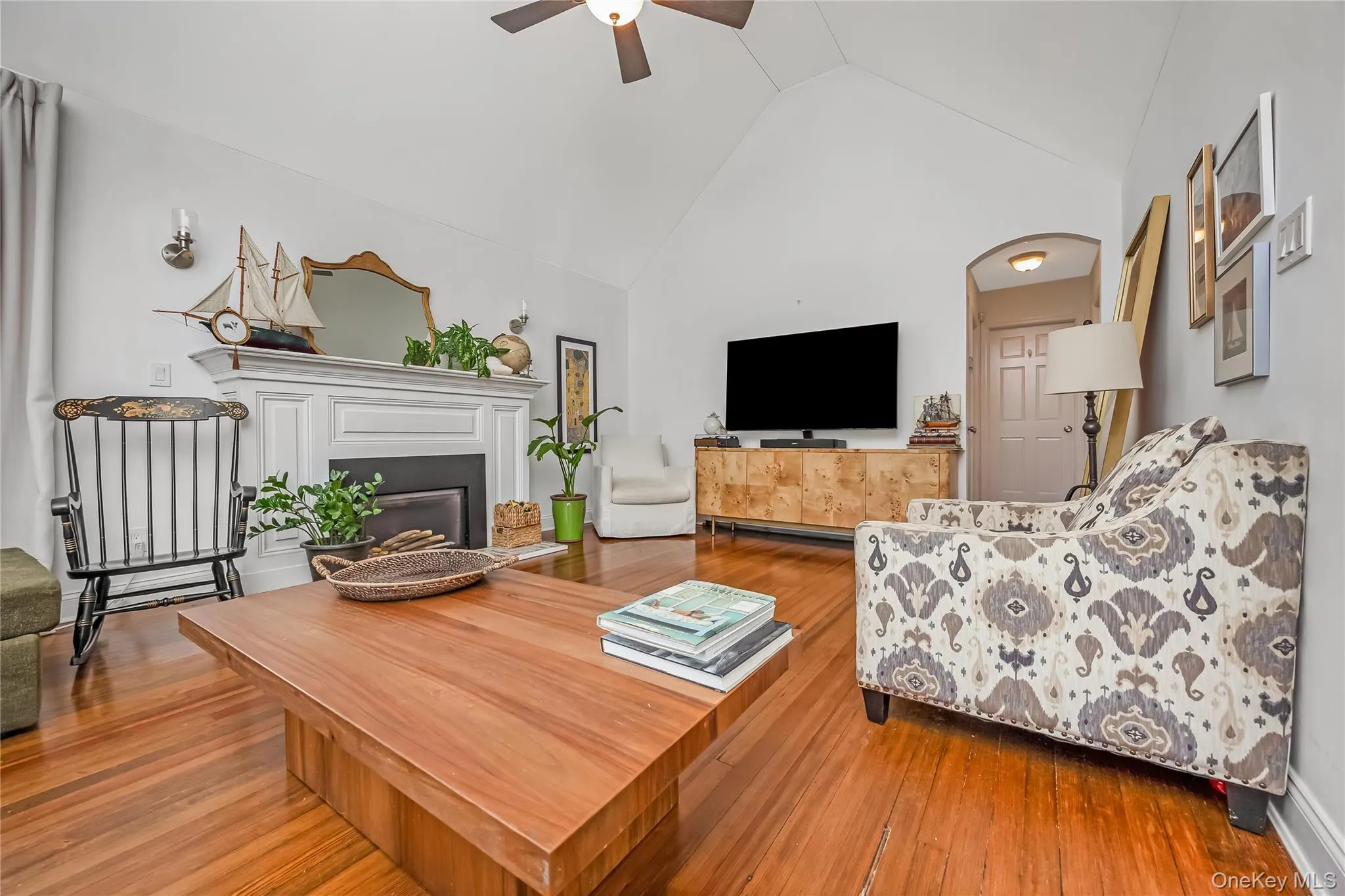 24 Harmon Street, Long Beach, NY, 2 Bedrooms Bedrooms, 6 Rooms Rooms,1 BathroomBathrooms,Residential,For Rent,Harmon,0,1039377 24 Harmon Street, Long Beach, NY, 2 Bedrooms Bedrooms, 6 Rooms Rooms,1 BathroomBathrooms,Residential,For Rent,Harmon,0,1039377