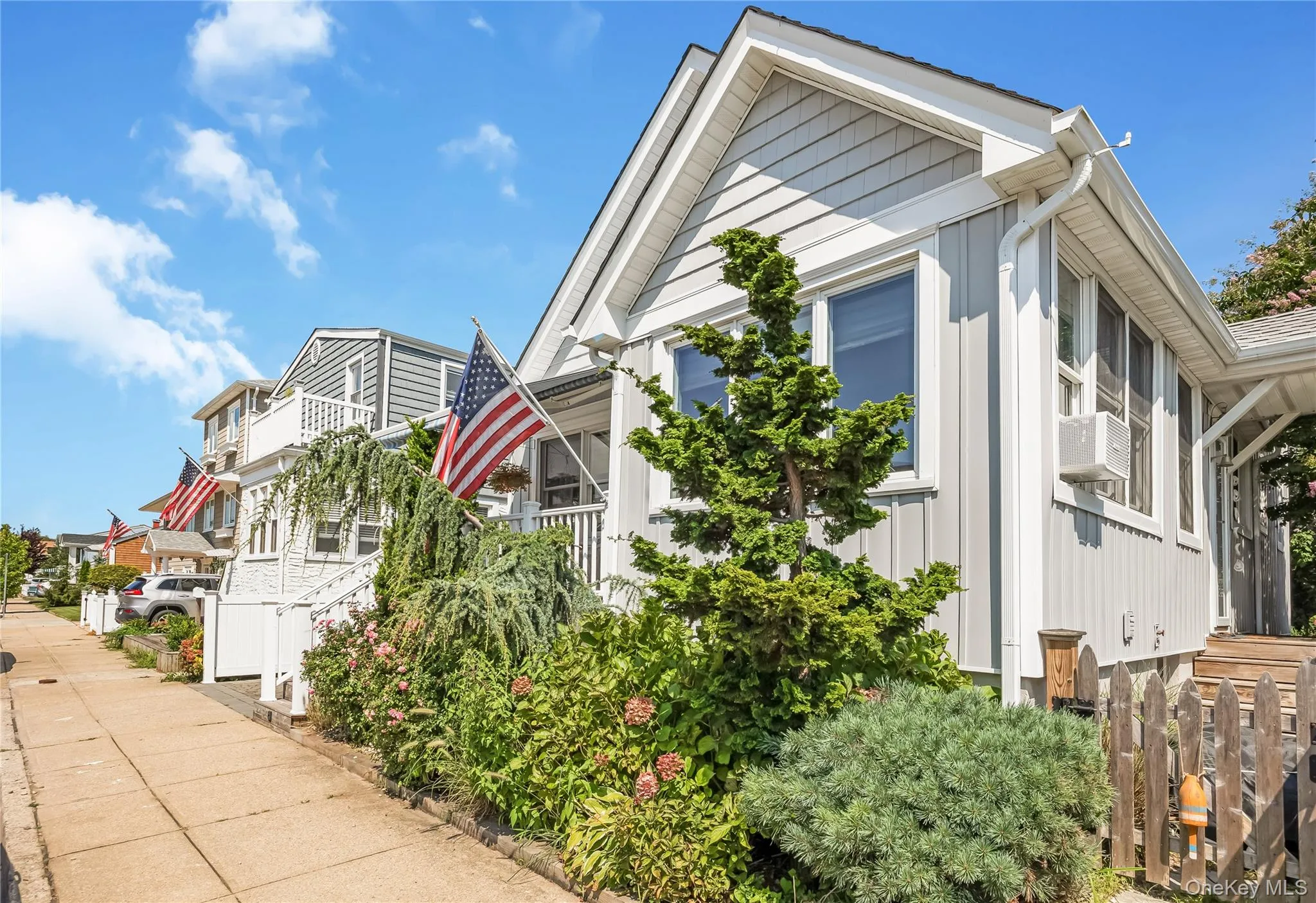 24 Harmon Street, Long Beach, NY, 2 Bedrooms Bedrooms, 6 Rooms Rooms,1 BathroomBathrooms,Residential,For Rent,Harmon,0,1039377 24 Harmon Street, Long Beach, NY, 2 Bedrooms Bedrooms, 6 Rooms Rooms,1 BathroomBathrooms,Residential,For Rent,Harmon,0,1039377