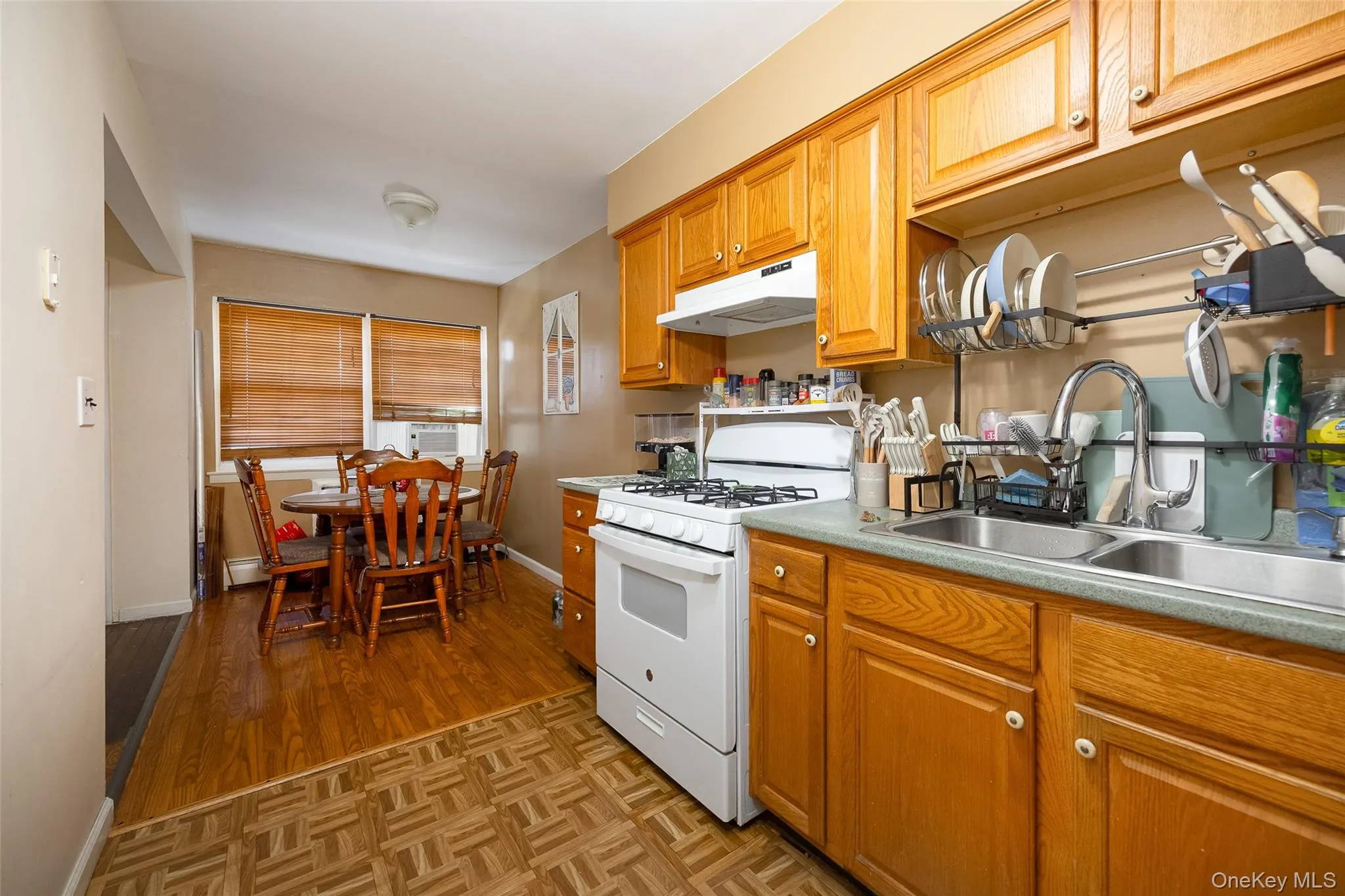 3 Colonial Road, Beacon, NY, 2 Bedrooms Bedrooms, 5 Rooms Rooms,1 BathroomBathrooms,Residential,For Rent,Colonial,0,1039378 3 Colonial Road, Beacon, NY, 2 Bedrooms Bedrooms, 5 Rooms Rooms,1 BathroomBathrooms,Residential,For Rent,Colonial,0,1039378