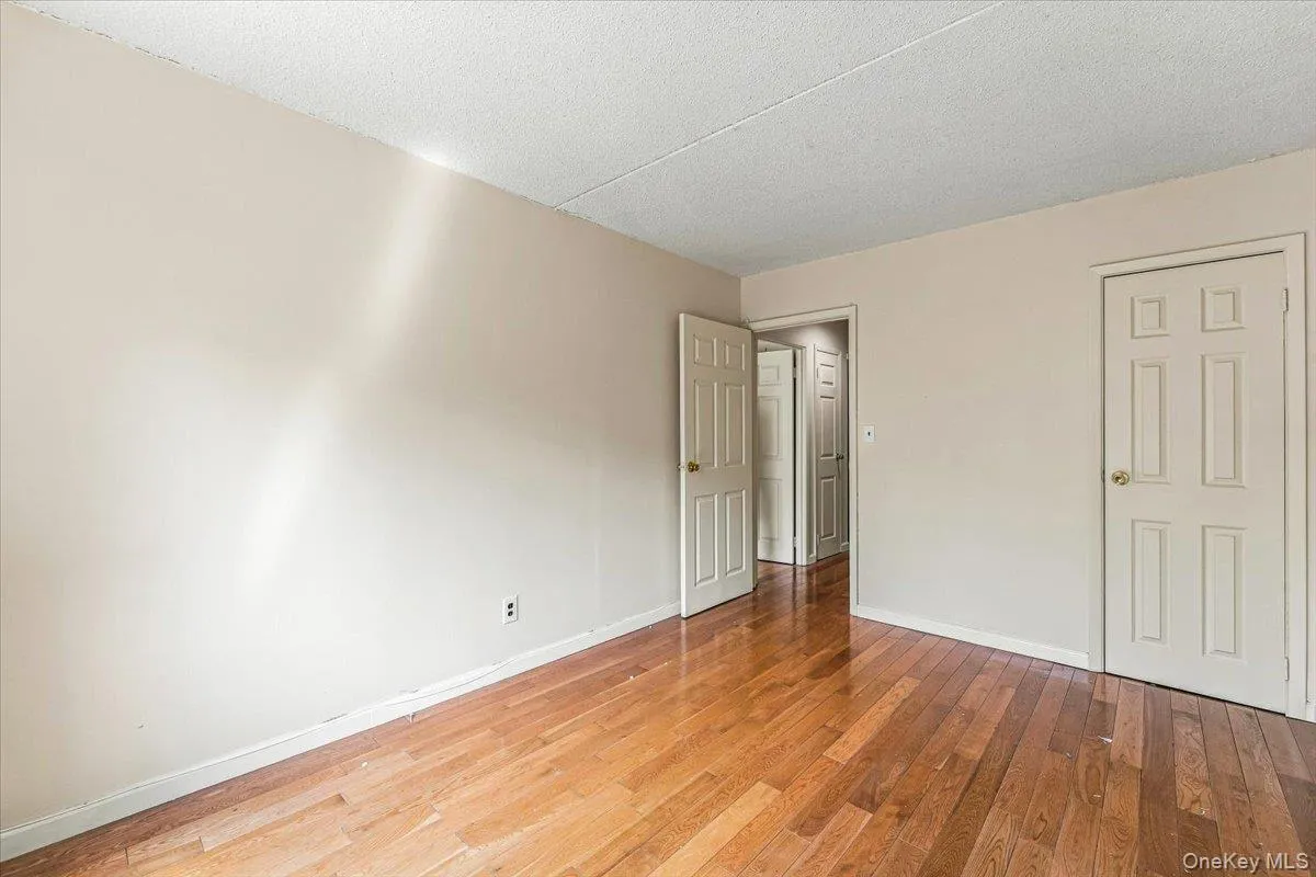 71-24 162nd Street, New York, NY, 3 Bedrooms Bedrooms, 7 Rooms Rooms,2 BathroomsBathrooms,Residential,For Rent,162nd,0,1039380 71-24 162nd Street, New York, NY, 3 Bedrooms Bedrooms, 7 Rooms Rooms,2 BathroomsBathrooms,Residential,For Rent,162nd,0,1039380