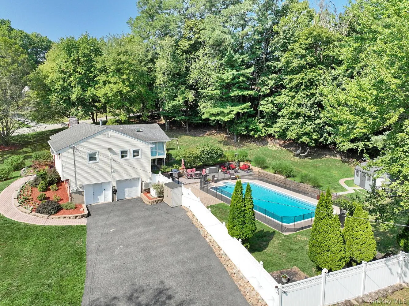 1 Potter Lane, Ramapo, NY, 6 Bedrooms Bedrooms, 15 Rooms Rooms,4 BathroomsBathrooms,Residential,For Rent,Potter,0,1039381 1 Potter Lane, Ramapo, NY, 6 Bedrooms Bedrooms, 15 Rooms Rooms,4 BathroomsBathrooms,Residential,For Rent,Potter,0,1039381