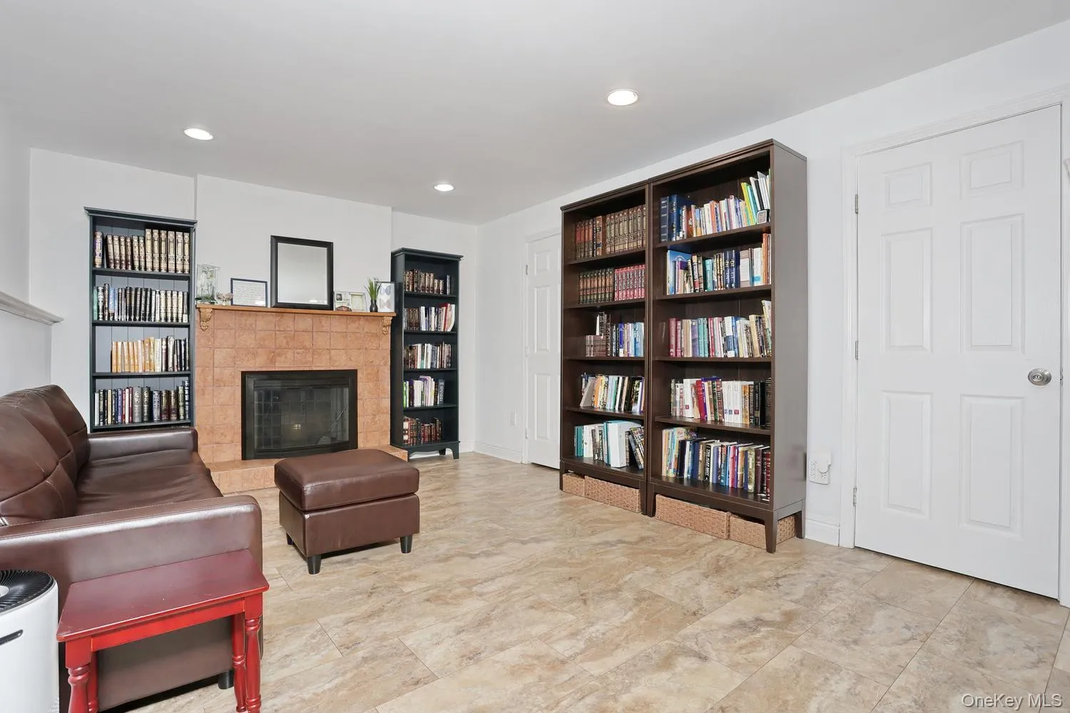 1 Potter Lane, Ramapo, NY, 6 Bedrooms Bedrooms, 15 Rooms Rooms,4 BathroomsBathrooms,Residential,For Rent,Potter,0,1039381 1 Potter Lane, Ramapo, NY, 6 Bedrooms Bedrooms, 15 Rooms Rooms,4 BathroomsBathrooms,Residential,For Rent,Potter,0,1039381