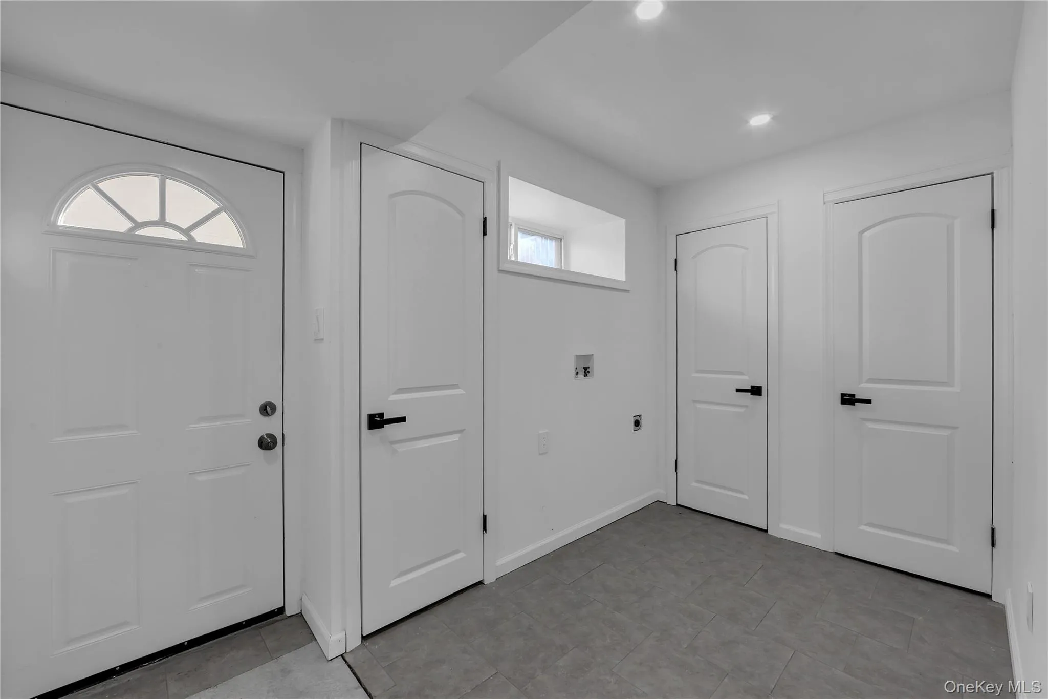 931 232nd Street, New York, NY, 3 Bedrooms Bedrooms, 8 Rooms Rooms,2 BathroomsBathrooms,Residential,For Rent,232nd,0,1039385 931 232nd Street, New York, NY, 3 Bedrooms Bedrooms, 8 Rooms Rooms,2 BathroomsBathrooms,Residential,For Rent,232nd,0,1039385