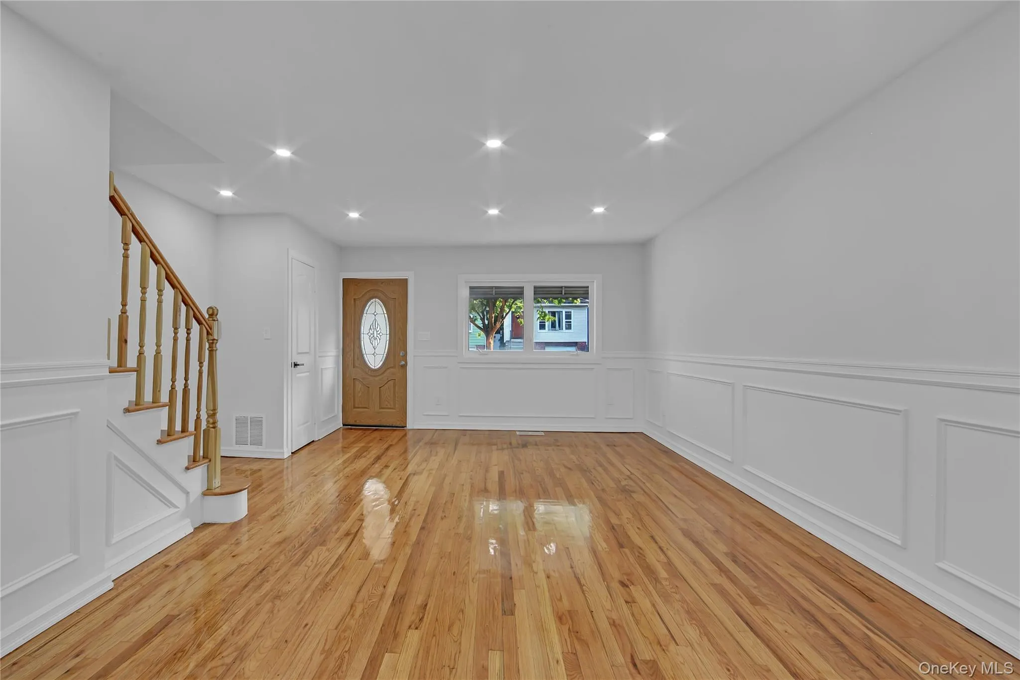 931 232nd Street, New York, NY, 3 Bedrooms Bedrooms, 8 Rooms Rooms,2 BathroomsBathrooms,Residential,For Rent,232nd,0,1039385 931 232nd Street, New York, NY, 3 Bedrooms Bedrooms, 8 Rooms Rooms,2 BathroomsBathrooms,Residential,For Rent,232nd,0,1039385