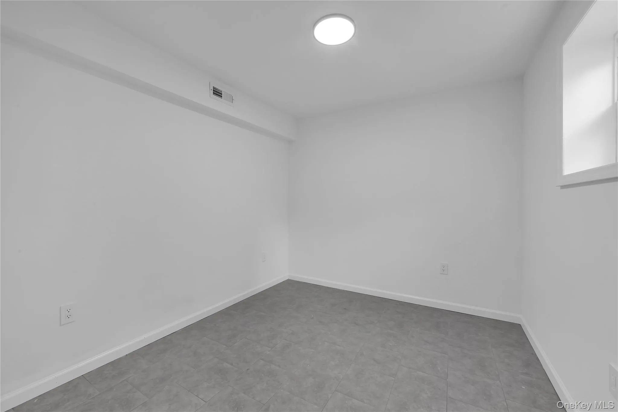 931 232nd Street, New York, NY, 3 Bedrooms Bedrooms, 8 Rooms Rooms,2 BathroomsBathrooms,Residential,For Rent,232nd,0,1039385 931 232nd Street, New York, NY, 3 Bedrooms Bedrooms, 8 Rooms Rooms,2 BathroomsBathrooms,Residential,For Rent,232nd,0,1039385