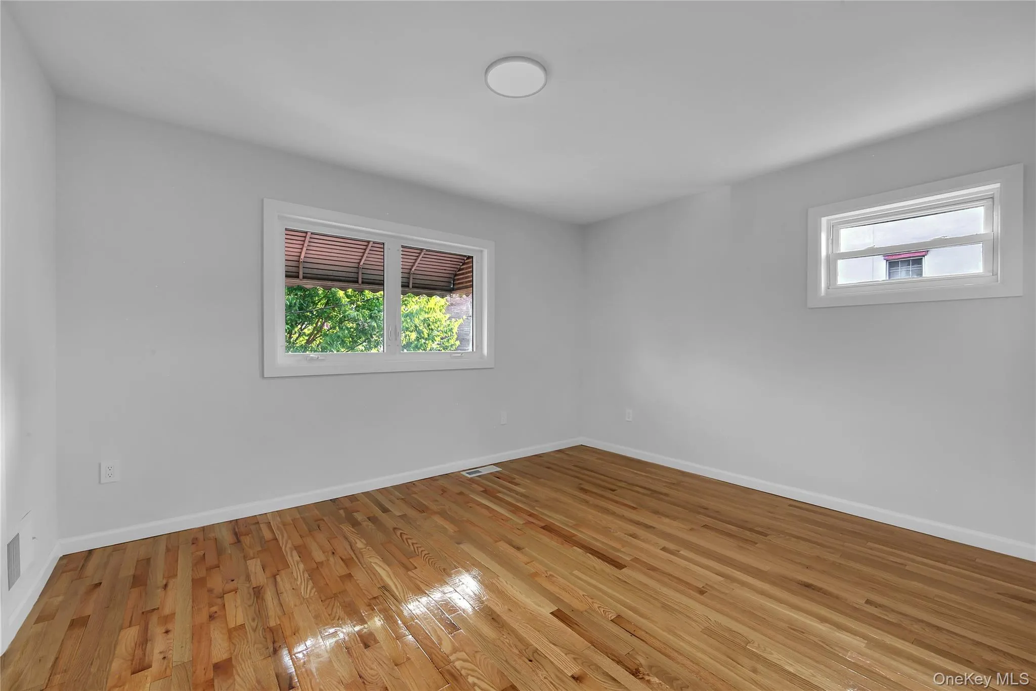 931 232nd Street, New York, NY, 3 Bedrooms Bedrooms, 8 Rooms Rooms,2 BathroomsBathrooms,Residential,For Rent,232nd,0,1039385 931 232nd Street, New York, NY, 3 Bedrooms Bedrooms, 8 Rooms Rooms,2 BathroomsBathrooms,Residential,For Rent,232nd,0,1039385