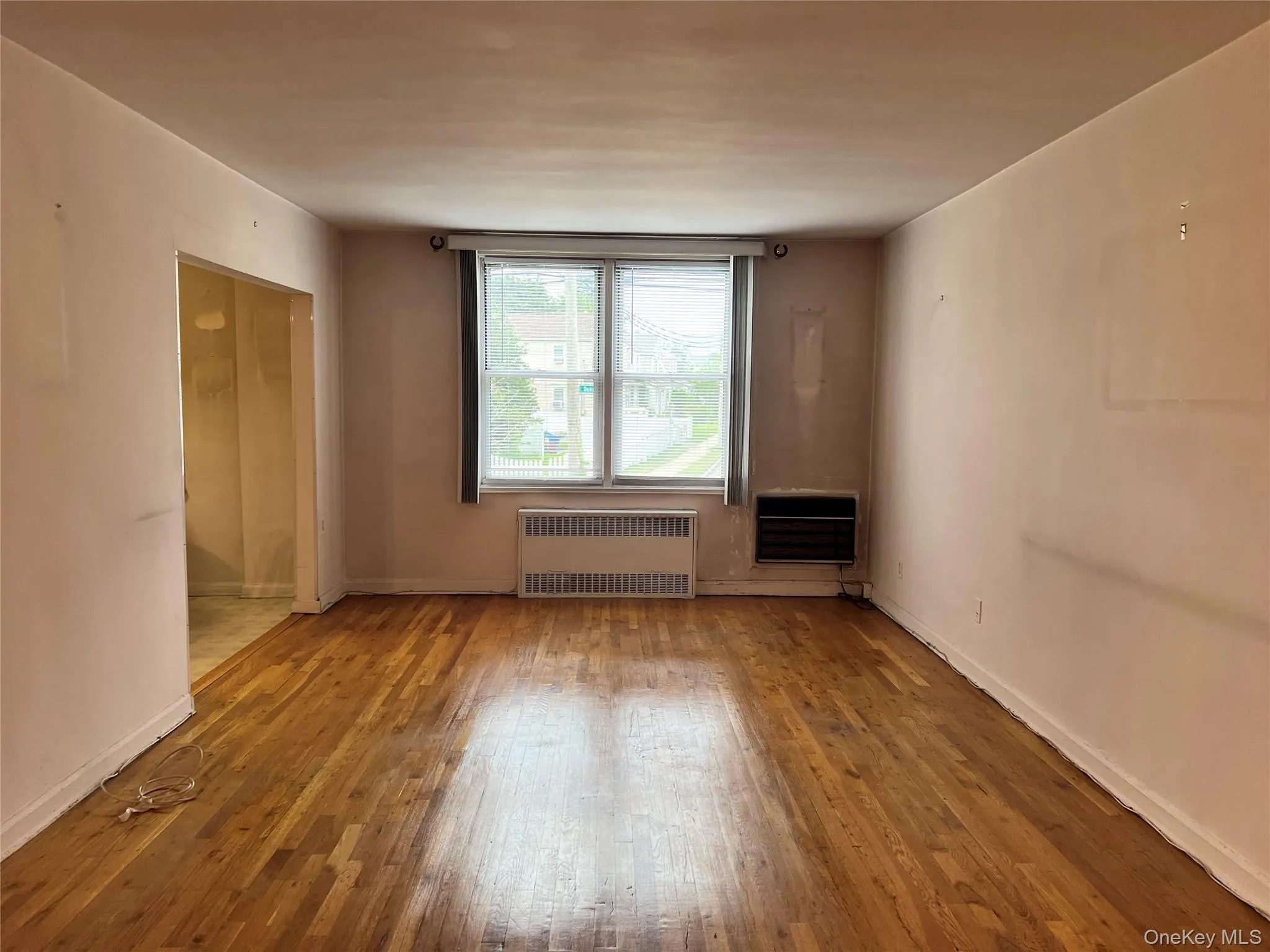 530 Dubois Avenue, Hempstead, NY, 2 Bedrooms Bedrooms, 5 Rooms Rooms,1 BathroomBathrooms,Residential,For Rent,Dubois,0,1039386 530 Dubois Avenue, Hempstead, NY, 2 Bedrooms Bedrooms, 5 Rooms Rooms,1 BathroomBathrooms,Residential,For Rent,Dubois,0,1039386