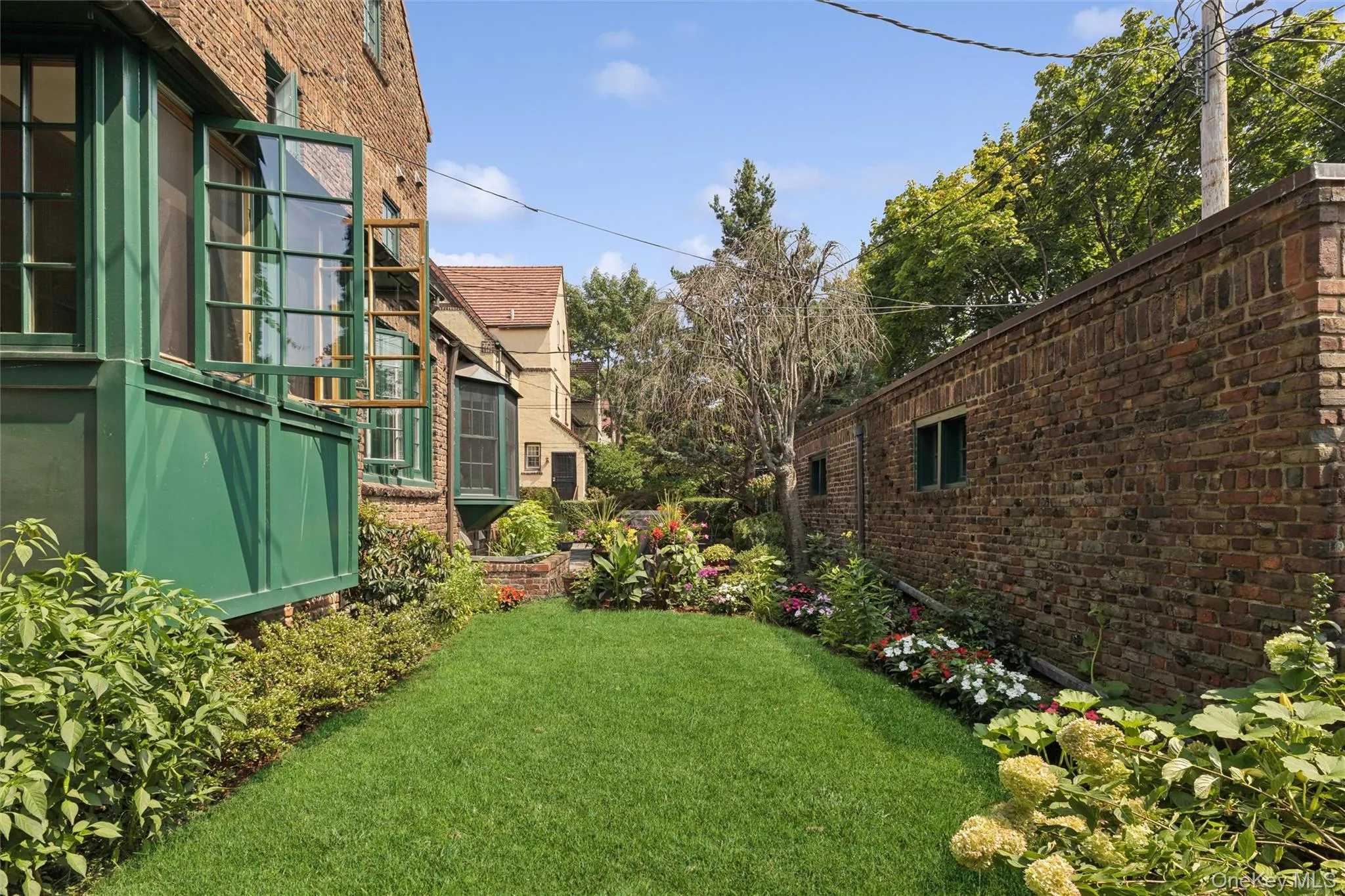 9 Whitson Street, New York, NY, 4 Bedrooms Bedrooms, 8 Rooms Rooms,2 BathroomsBathrooms,Residential,For Rent,Whitson,0,1039388 9 Whitson Street, New York, NY, 4 Bedrooms Bedrooms, 8 Rooms Rooms,2 BathroomsBathrooms,Residential,For Rent,Whitson,0,1039388