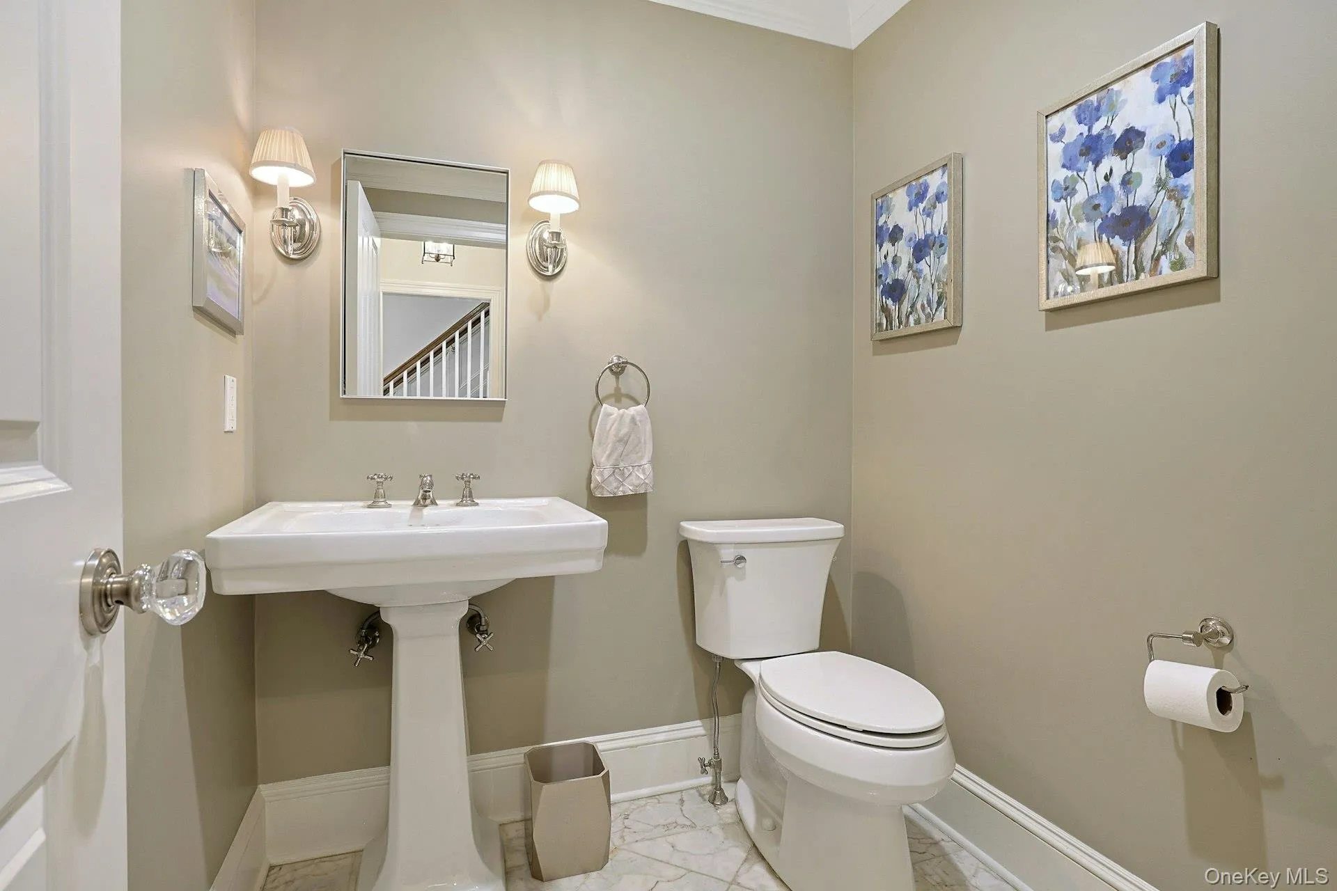 Powder Room Powder Room