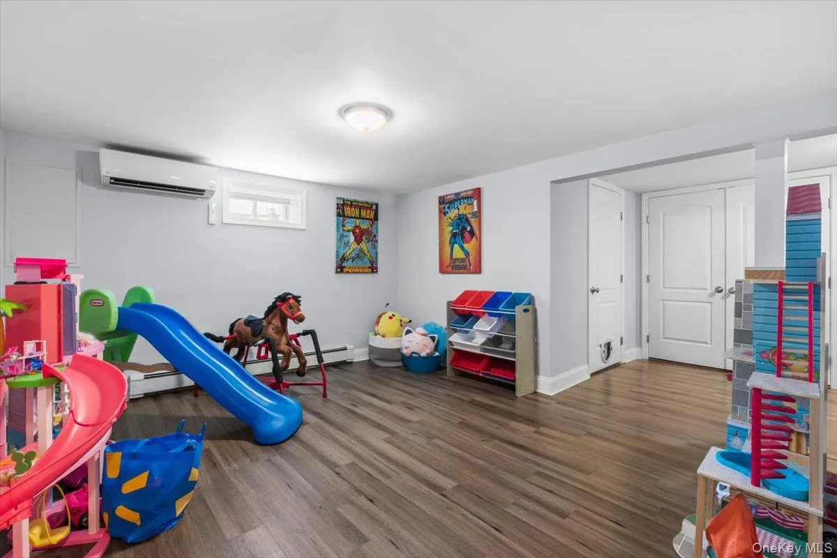 177 Queens Avenue, Oyster Bay, NY, 4 Bedrooms Bedrooms, 7 Rooms Rooms,2 BathroomsBathrooms,Residential,For Rent,Queens,0,1039390 177 Queens Avenue, Oyster Bay, NY, 4 Bedrooms Bedrooms, 7 Rooms Rooms,2 BathroomsBathrooms,Residential,For Rent,Queens,0,1039390