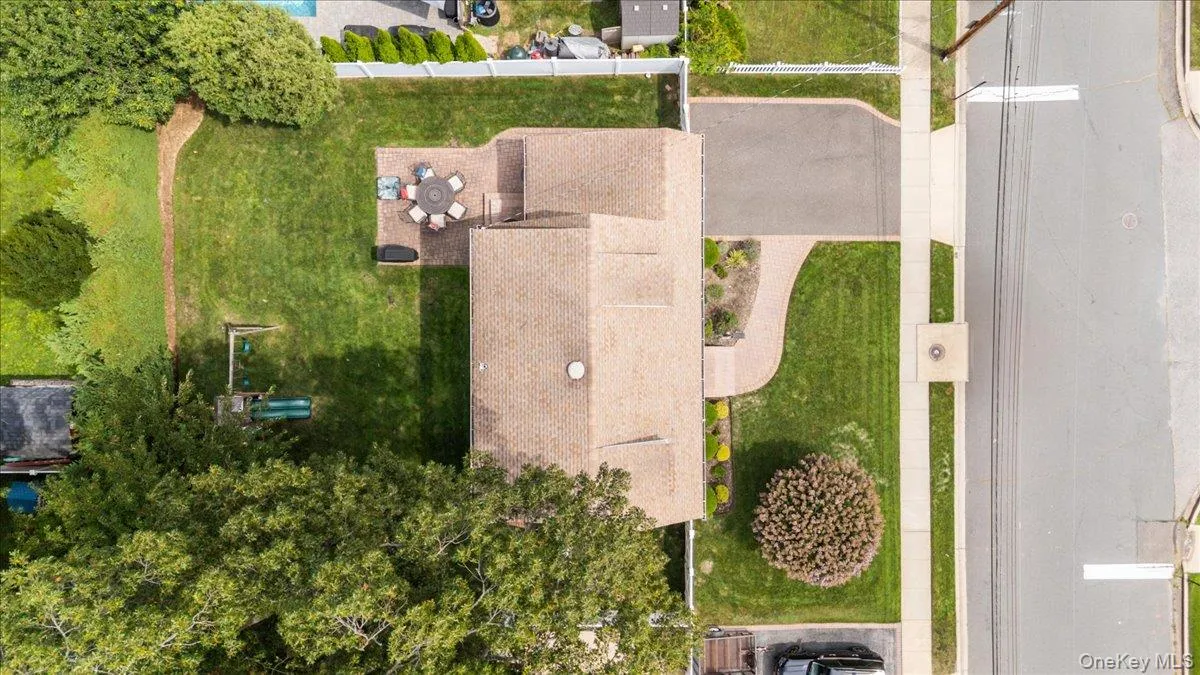 177 Queens Avenue, Oyster Bay, NY, 4 Bedrooms Bedrooms, 7 Rooms Rooms,2 BathroomsBathrooms,Residential,For Rent,Queens,0,1039390 177 Queens Avenue, Oyster Bay, NY, 4 Bedrooms Bedrooms, 7 Rooms Rooms,2 BathroomsBathrooms,Residential,For Rent,Queens,0,1039390