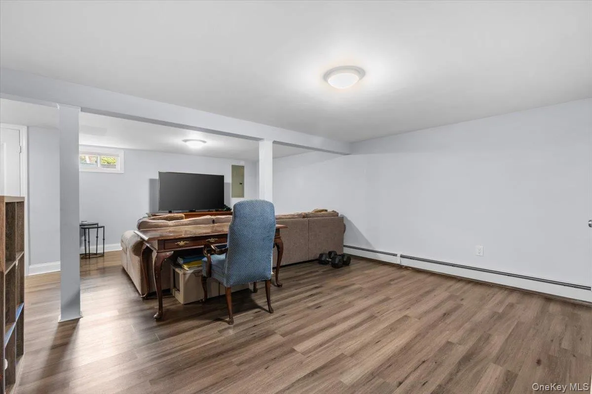 177 Queens Avenue, Oyster Bay, NY, 4 Bedrooms Bedrooms, 7 Rooms Rooms,2 BathroomsBathrooms,Residential,For Rent,Queens,0,1039390 177 Queens Avenue, Oyster Bay, NY, 4 Bedrooms Bedrooms, 7 Rooms Rooms,2 BathroomsBathrooms,Residential,For Rent,Queens,0,1039390