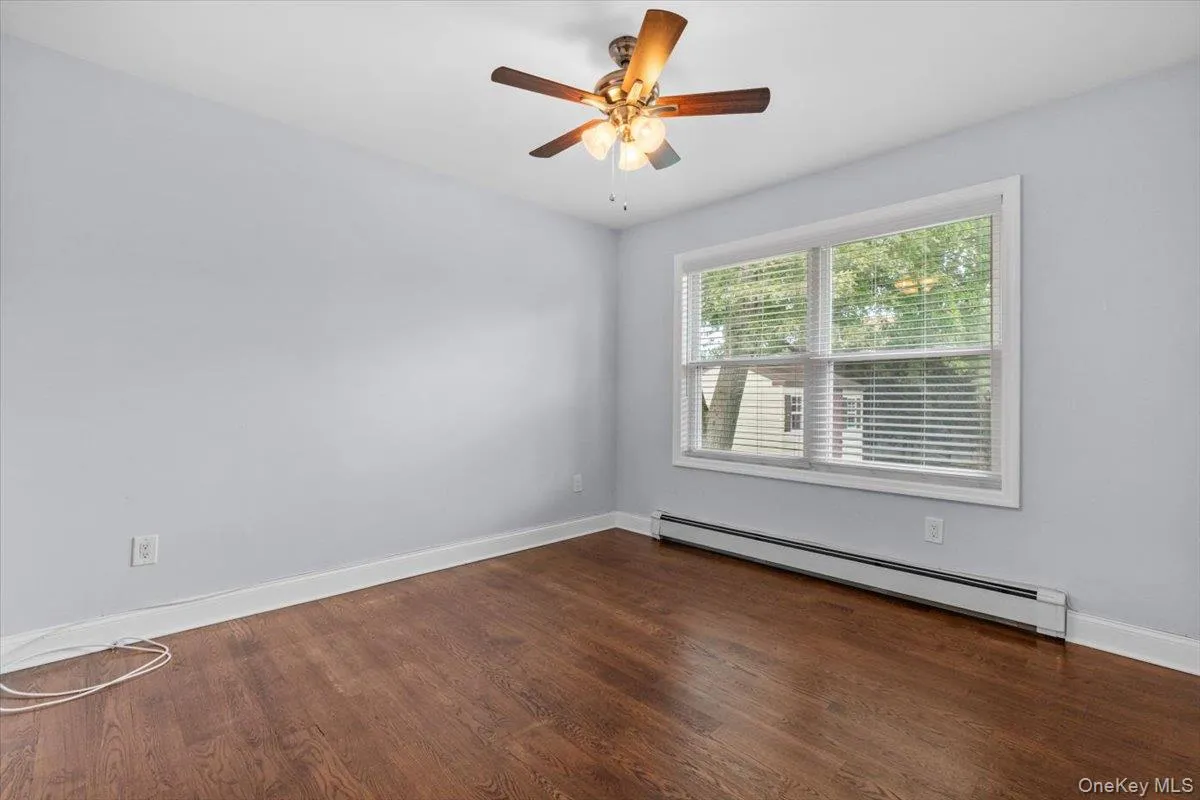 177 Queens Avenue, Oyster Bay, NY, 4 Bedrooms Bedrooms, 7 Rooms Rooms,2 BathroomsBathrooms,Residential,For Rent,Queens,0,1039390 177 Queens Avenue, Oyster Bay, NY, 4 Bedrooms Bedrooms, 7 Rooms Rooms,2 BathroomsBathrooms,Residential,For Rent,Queens,0,1039390