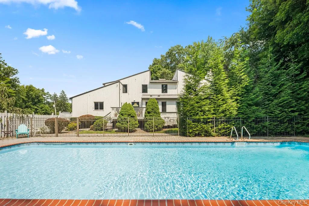 176 Grandview Avenue, Ramapo, NY, 8 Bedrooms Bedrooms, 16 Rooms Rooms,5 BathroomsBathrooms,Residential,For Rent,Grandview,0,1039391 176 Grandview Avenue, Ramapo, NY, 8 Bedrooms Bedrooms, 16 Rooms Rooms,5 BathroomsBathrooms,Residential,For Rent,Grandview,0,1039391
