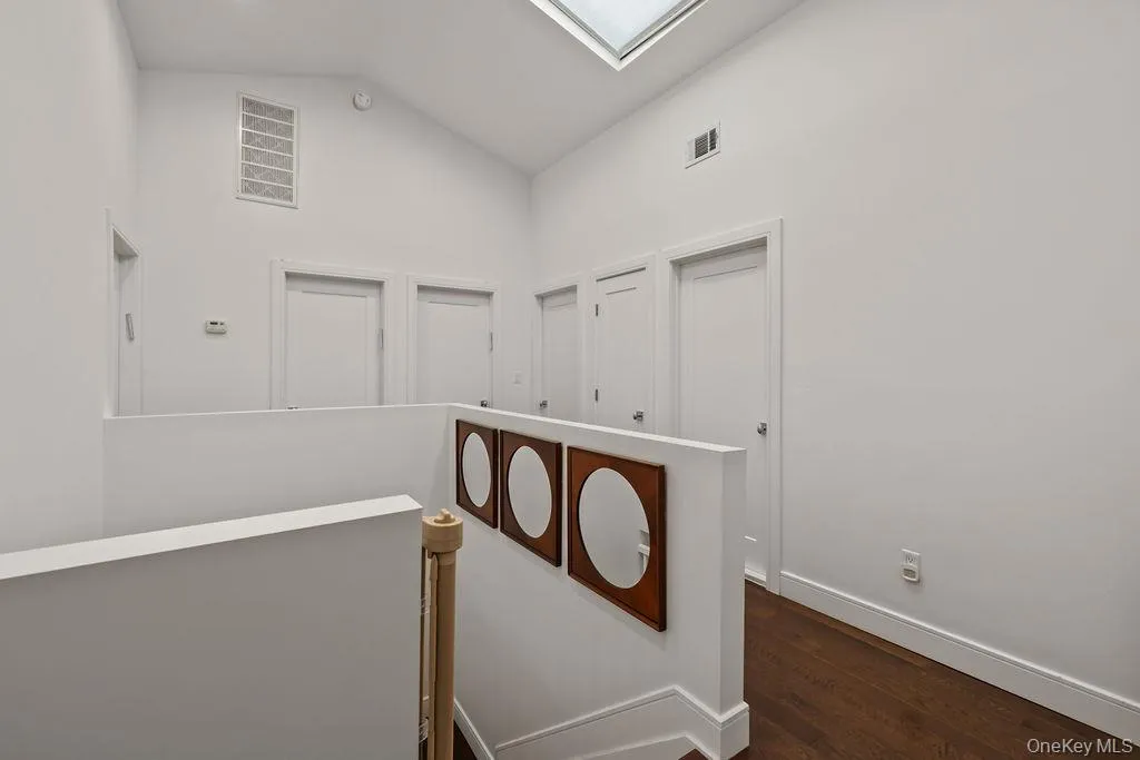 176 Grandview Avenue, Ramapo, NY, 8 Bedrooms Bedrooms, 16 Rooms Rooms,5 BathroomsBathrooms,Residential,For Rent,Grandview,0,1039391 176 Grandview Avenue, Ramapo, NY, 8 Bedrooms Bedrooms, 16 Rooms Rooms,5 BathroomsBathrooms,Residential,For Rent,Grandview,0,1039391