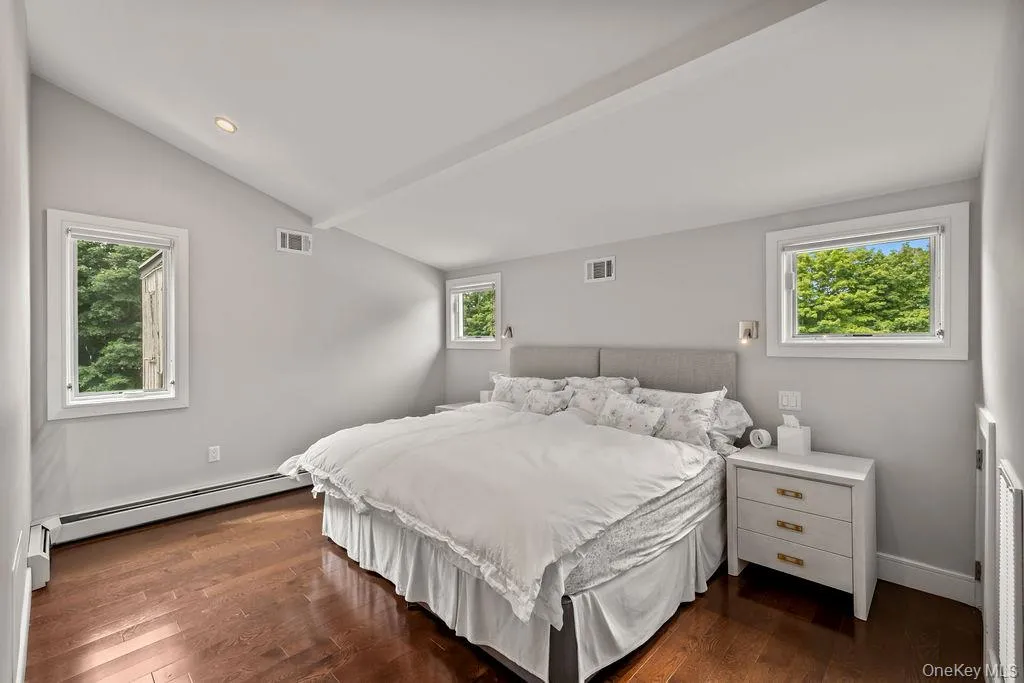 176 Grandview Avenue, Ramapo, NY, 8 Bedrooms Bedrooms, 16 Rooms Rooms,5 BathroomsBathrooms,Residential,For Rent,Grandview,0,1039391 176 Grandview Avenue, Ramapo, NY, 8 Bedrooms Bedrooms, 16 Rooms Rooms,5 BathroomsBathrooms,Residential,For Rent,Grandview,0,1039391