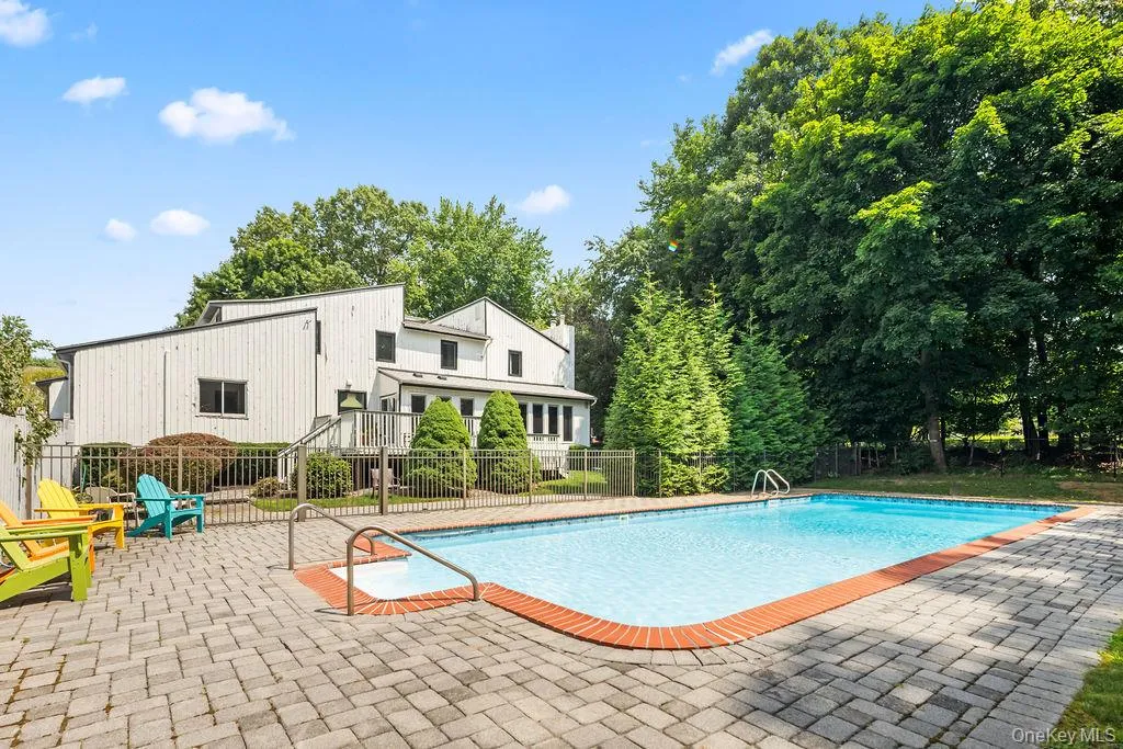 176 Grandview Avenue, Ramapo, NY, 8 Bedrooms Bedrooms, 16 Rooms Rooms,5 BathroomsBathrooms,Residential,For Rent,Grandview,0,1039391 176 Grandview Avenue, Ramapo, NY, 8 Bedrooms Bedrooms, 16 Rooms Rooms,5 BathroomsBathrooms,Residential,For Rent,Grandview,0,1039391