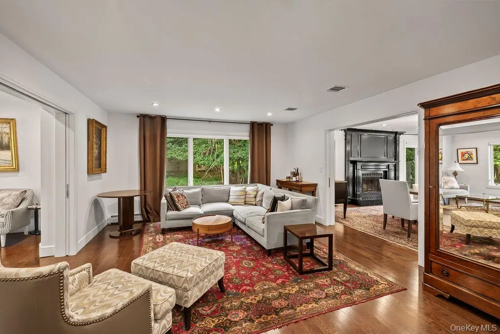 176 Grandview Avenue, Ramapo, NY, 8 Bedrooms Bedrooms, 16 Rooms Rooms,5 BathroomsBathrooms,Residential,For Rent,Grandview,0,1039391 176 Grandview Avenue, Ramapo, NY, 8 Bedrooms Bedrooms, 16 Rooms Rooms,5 BathroomsBathrooms,Residential,For Rent,Grandview,0,1039391