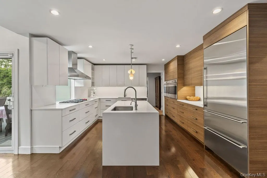 176 Grandview Avenue, Ramapo, NY, 8 Bedrooms Bedrooms, 16 Rooms Rooms,5 BathroomsBathrooms,Residential,For Rent,Grandview,0,1039391 176 Grandview Avenue, Ramapo, NY, 8 Bedrooms Bedrooms, 16 Rooms Rooms,5 BathroomsBathrooms,Residential,For Rent,Grandview,0,1039391