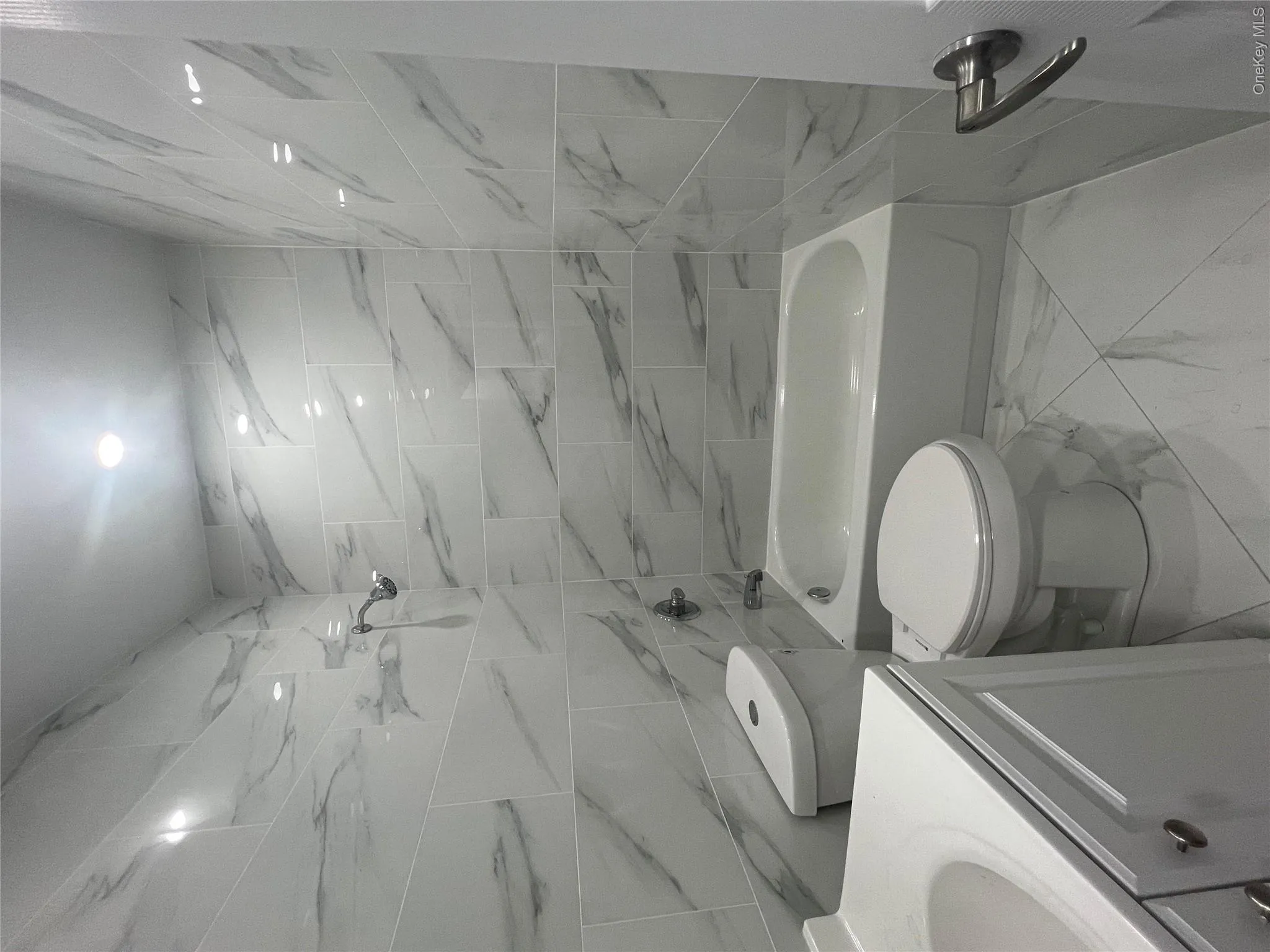 216-25 136th Road, New York, NY, 7 Bedrooms Bedrooms, 14 Rooms Rooms,4 BathroomsBathrooms,Residential,For Rent,136th,0,1039392 216-25 136th Road, New York, NY, 7 Bedrooms Bedrooms, 14 Rooms Rooms,4 BathroomsBathrooms,Residential,For Rent,136th,0,1039392