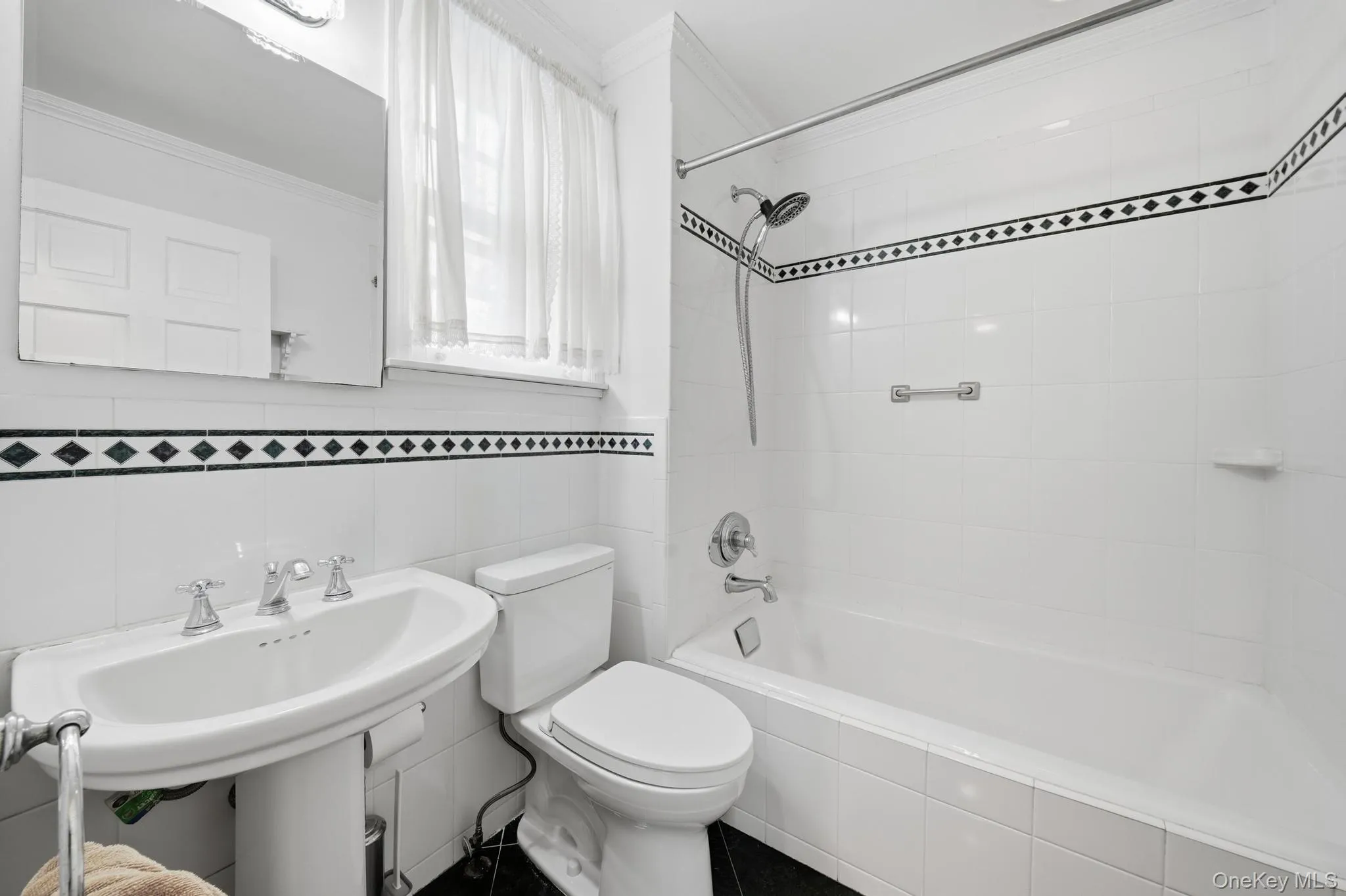 1st Fl Bathroom 1st Fl Bathroom