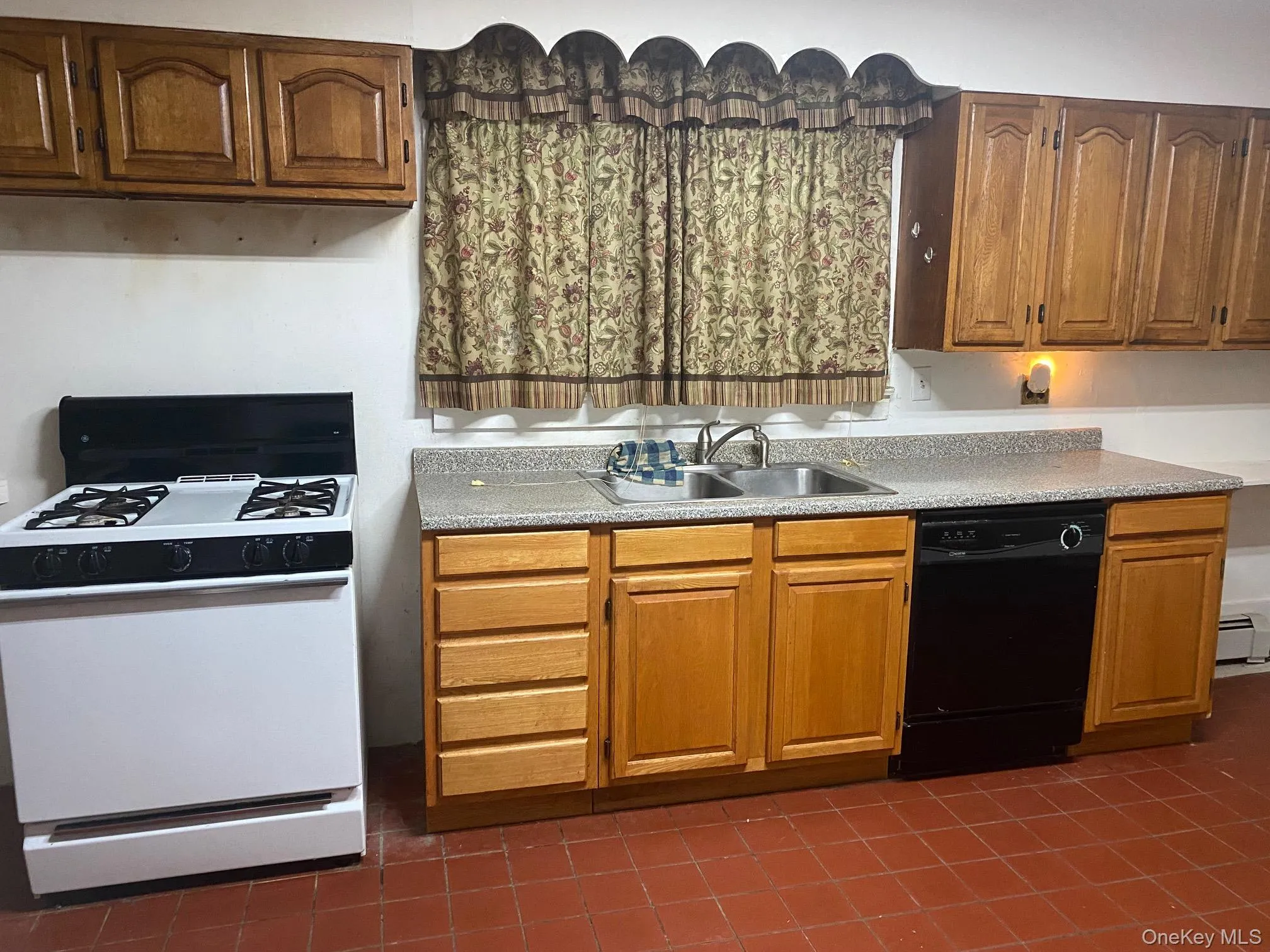 421 Call Hollow Road, Stony Point, NY, 3 Bedrooms Bedrooms, 6 Rooms Rooms,2 BathroomsBathrooms,Residential,For Rent,Call Hollow,0,1039398 421 Call Hollow Road, Stony Point, NY, 3 Bedrooms Bedrooms, 6 Rooms Rooms,2 BathroomsBathrooms,Residential,For Rent,Call Hollow,0,1039398
