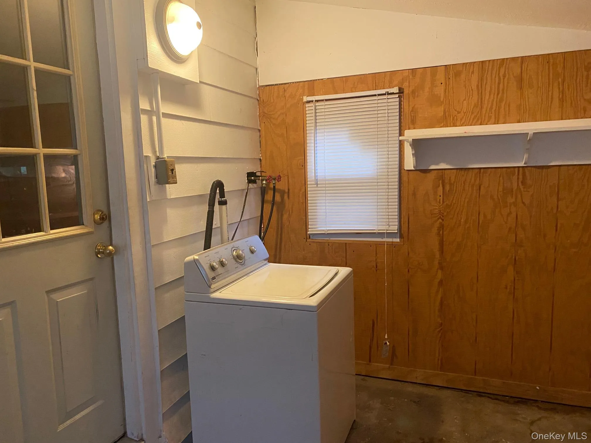 Utility room/Mud room Utility room/Mud room