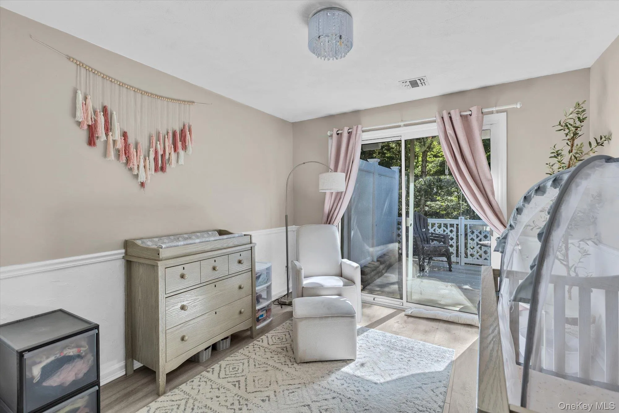 25 Victorian Lane, Brookhaven, NY, 2 Bedrooms Bedrooms, 5 Rooms Rooms,1 BathroomBathrooms,Residential,For Rent,Victorian,0,1039399 25 Victorian Lane, Brookhaven, NY, 2 Bedrooms Bedrooms, 5 Rooms Rooms,1 BathroomBathrooms,Residential,For Rent,Victorian,0,1039399