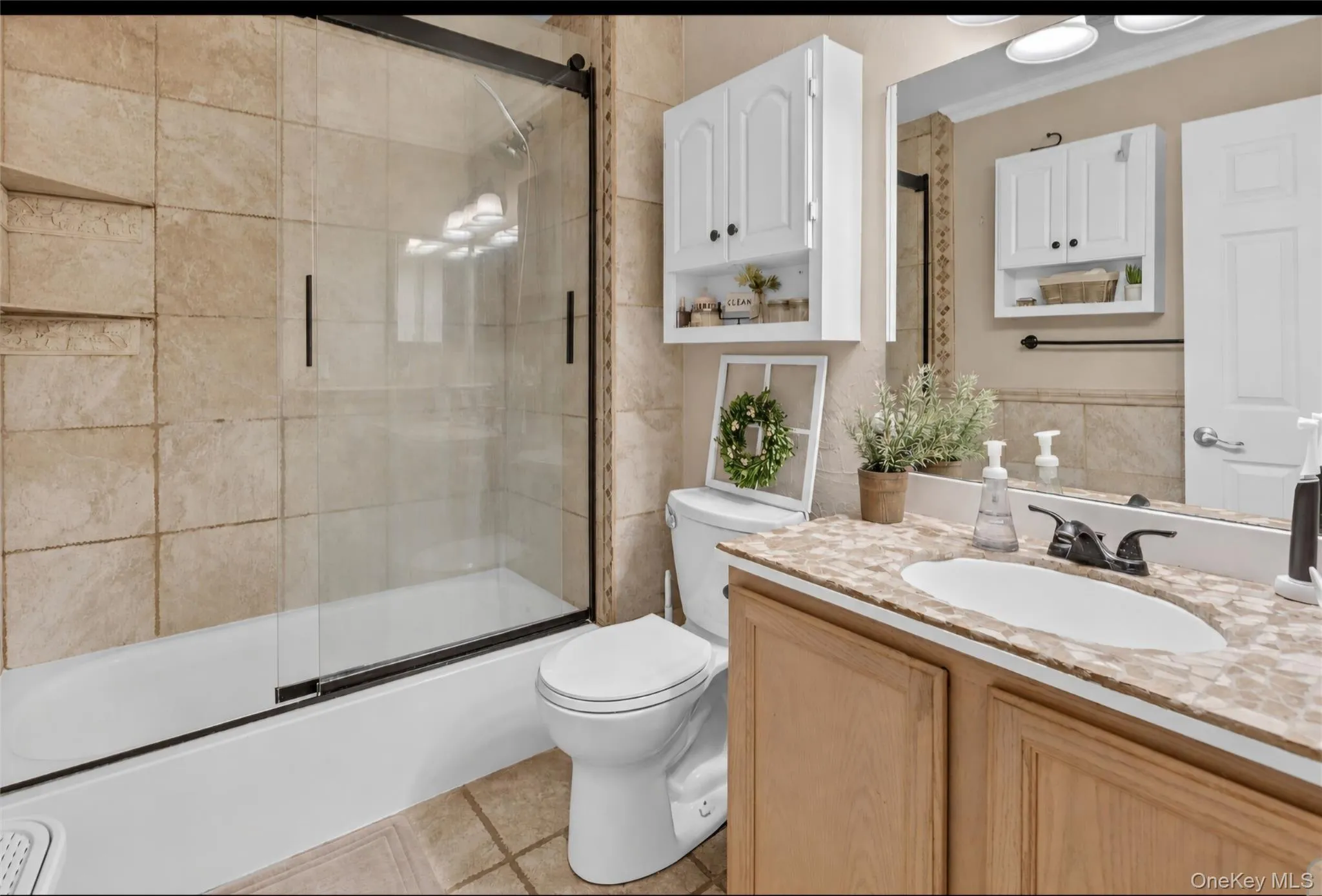 25 Victorian Lane, Brookhaven, NY, 2 Bedrooms Bedrooms, 5 Rooms Rooms,1 BathroomBathrooms,Residential,For Rent,Victorian,0,1039399 25 Victorian Lane, Brookhaven, NY, 2 Bedrooms Bedrooms, 5 Rooms Rooms,1 BathroomBathrooms,Residential,For Rent,Victorian,0,1039399