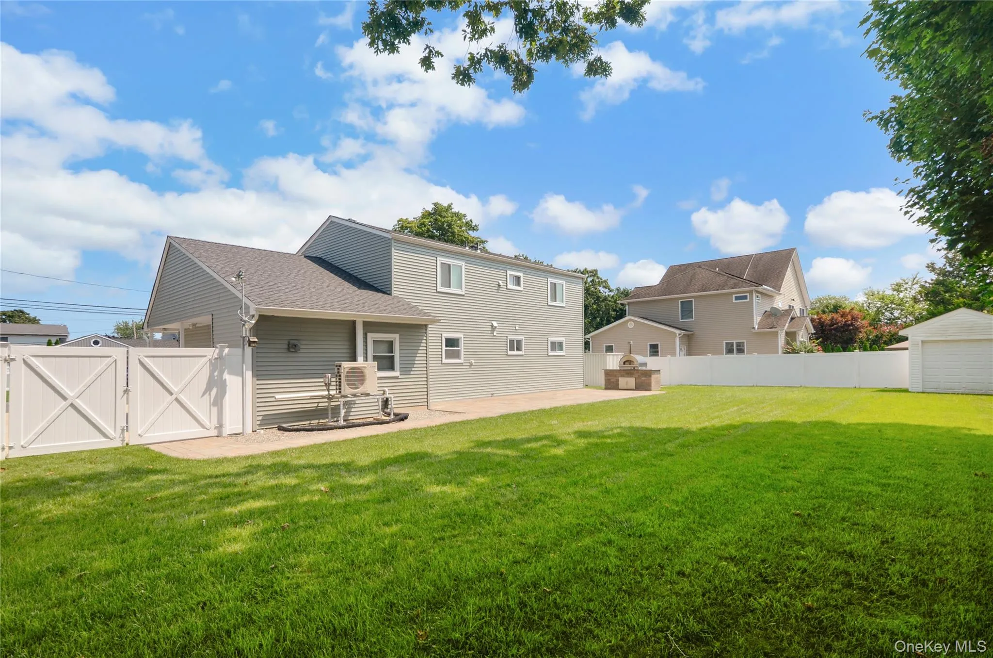 78 Osceola Avenue, Babylon, NY, 6 Bedrooms Bedrooms, 10 Rooms Rooms,2 BathroomsBathrooms,Residential,For Rent,Osceola,0,1039403 78 Osceola Avenue, Babylon, NY, 6 Bedrooms Bedrooms, 10 Rooms Rooms,2 BathroomsBathrooms,Residential,For Rent,Osceola,0,1039403