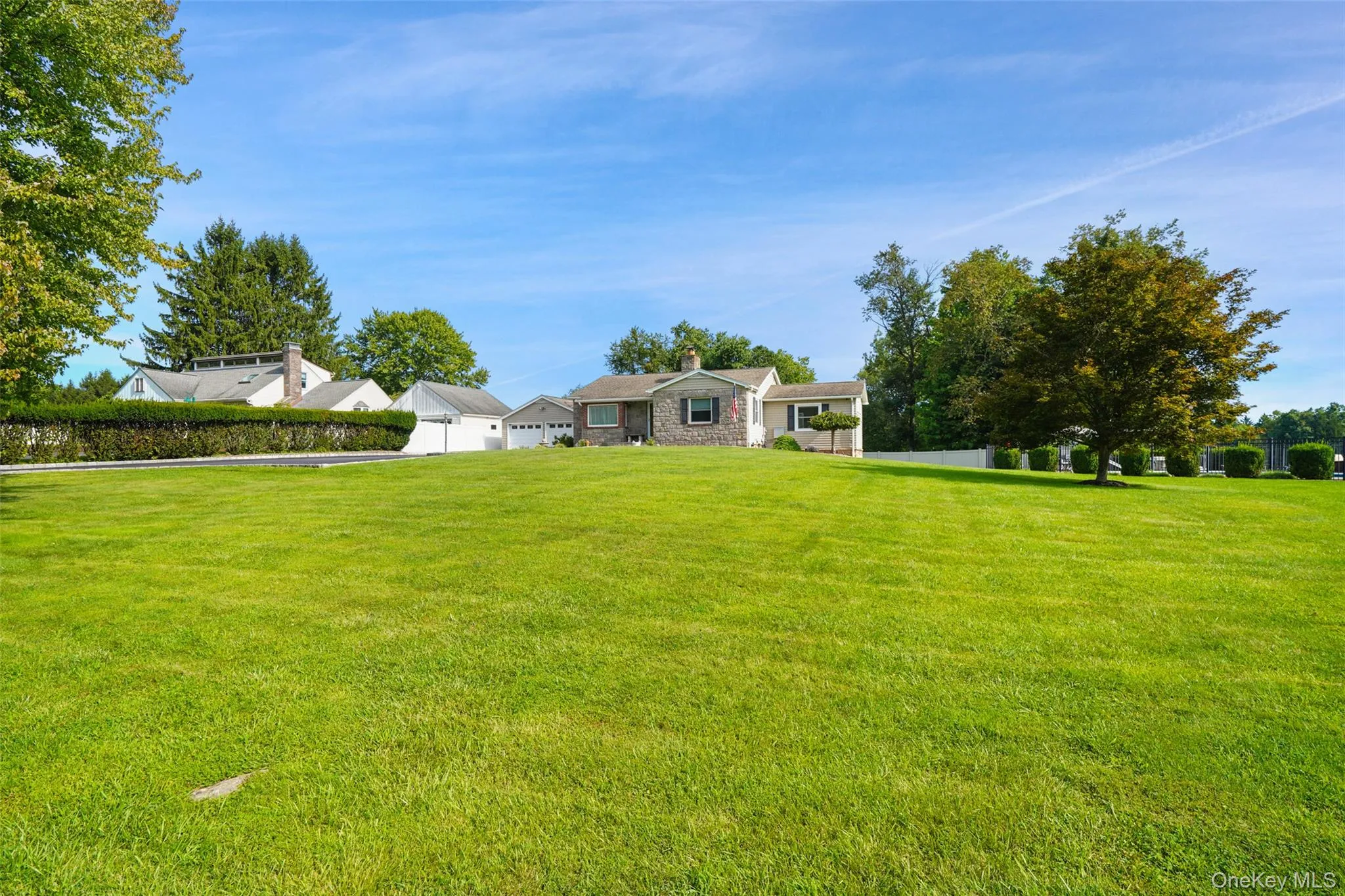 Stunning level property Stunning level property
