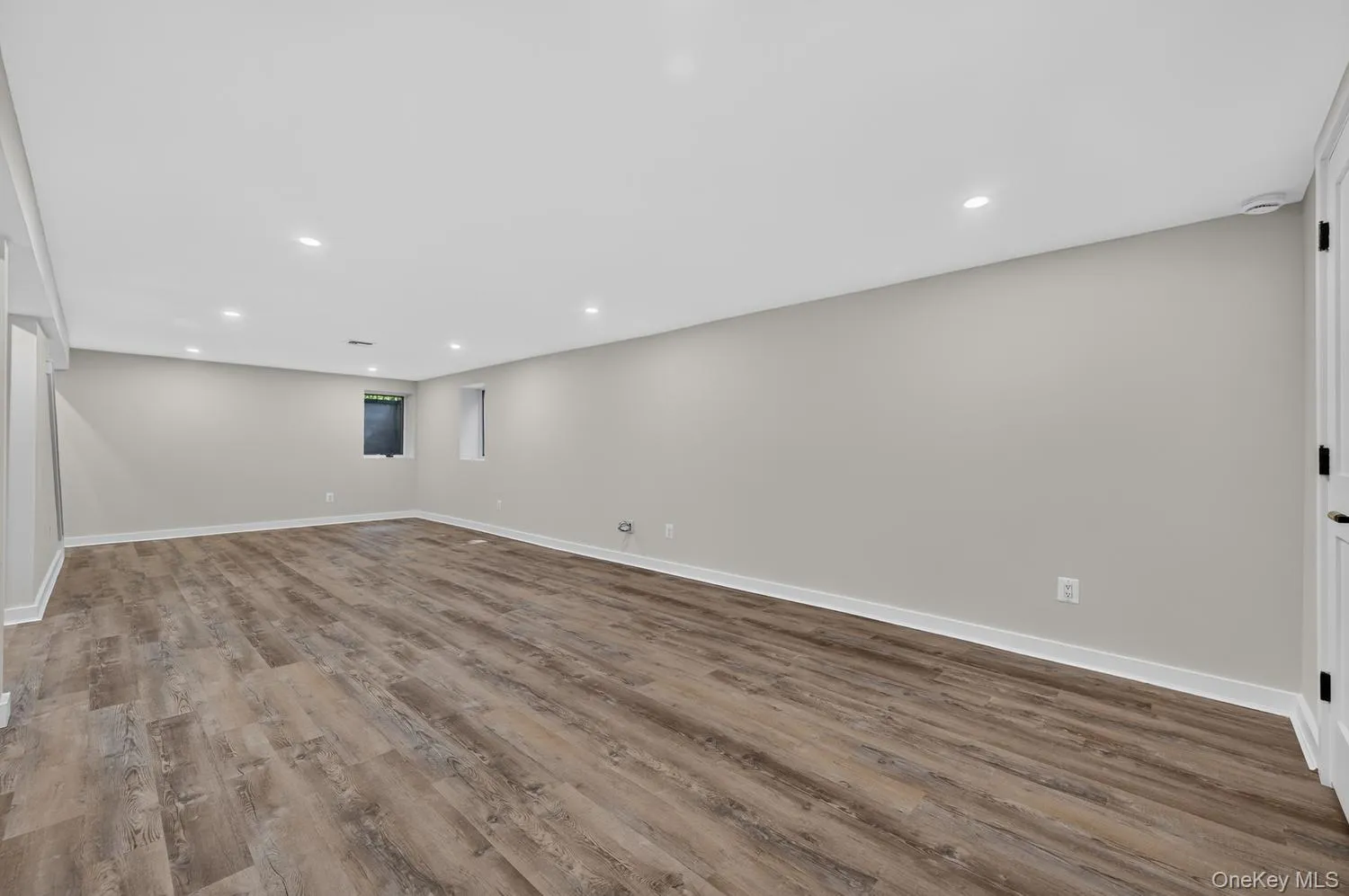 5 Truesdale Court, Smithtown, NY, 4 Bedrooms Bedrooms, 6 Rooms Rooms,3 BathroomsBathrooms,Residential,For Rent,Truesdale,0,1039410 5 Truesdale Court, Smithtown, NY, 4 Bedrooms Bedrooms, 6 Rooms Rooms,3 BathroomsBathrooms,Residential,For Rent,Truesdale,0,1039410
