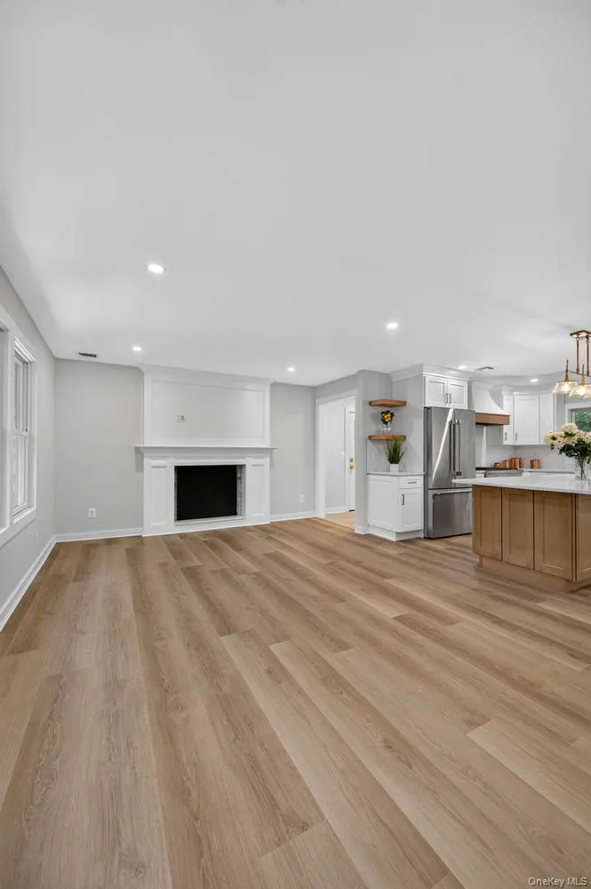 5 Truesdale Court, Smithtown, NY, 4 Bedrooms Bedrooms, 6 Rooms Rooms,3 BathroomsBathrooms,Residential,For Rent,Truesdale,0,1039410 5 Truesdale Court, Smithtown, NY, 4 Bedrooms Bedrooms, 6 Rooms Rooms,3 BathroomsBathrooms,Residential,For Rent,Truesdale,0,1039410
