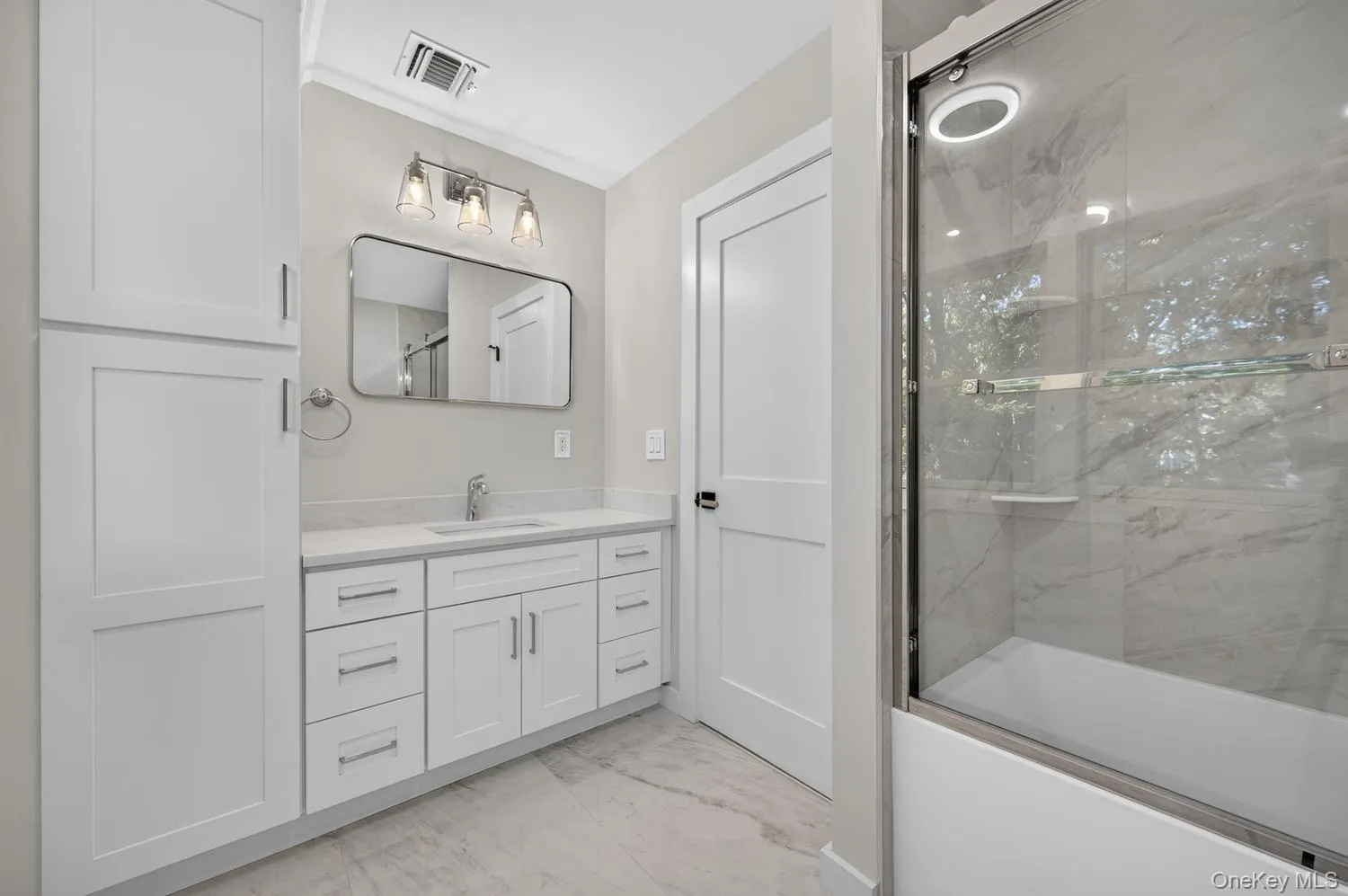 5 Truesdale Court, Smithtown, NY, 4 Bedrooms Bedrooms, 6 Rooms Rooms,3 BathroomsBathrooms,Residential,For Rent,Truesdale,0,1039410 5 Truesdale Court, Smithtown, NY, 4 Bedrooms Bedrooms, 6 Rooms Rooms,3 BathroomsBathrooms,Residential,For Rent,Truesdale,0,1039410