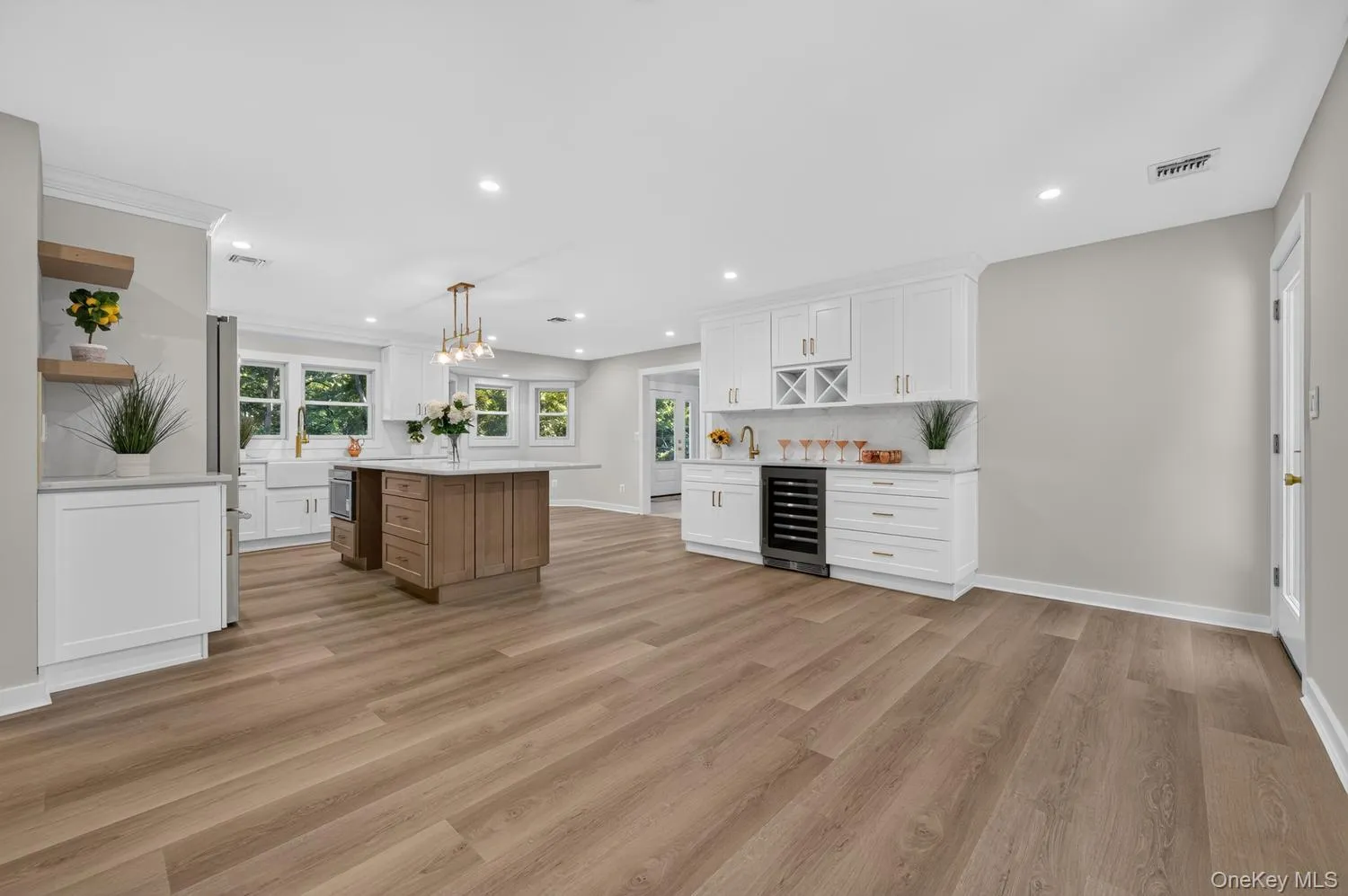 5 Truesdale Court, Smithtown, NY, 4 Bedrooms Bedrooms, 6 Rooms Rooms,3 BathroomsBathrooms,Residential,For Rent,Truesdale,0,1039410 5 Truesdale Court, Smithtown, NY, 4 Bedrooms Bedrooms, 6 Rooms Rooms,3 BathroomsBathrooms,Residential,For Rent,Truesdale,0,1039410